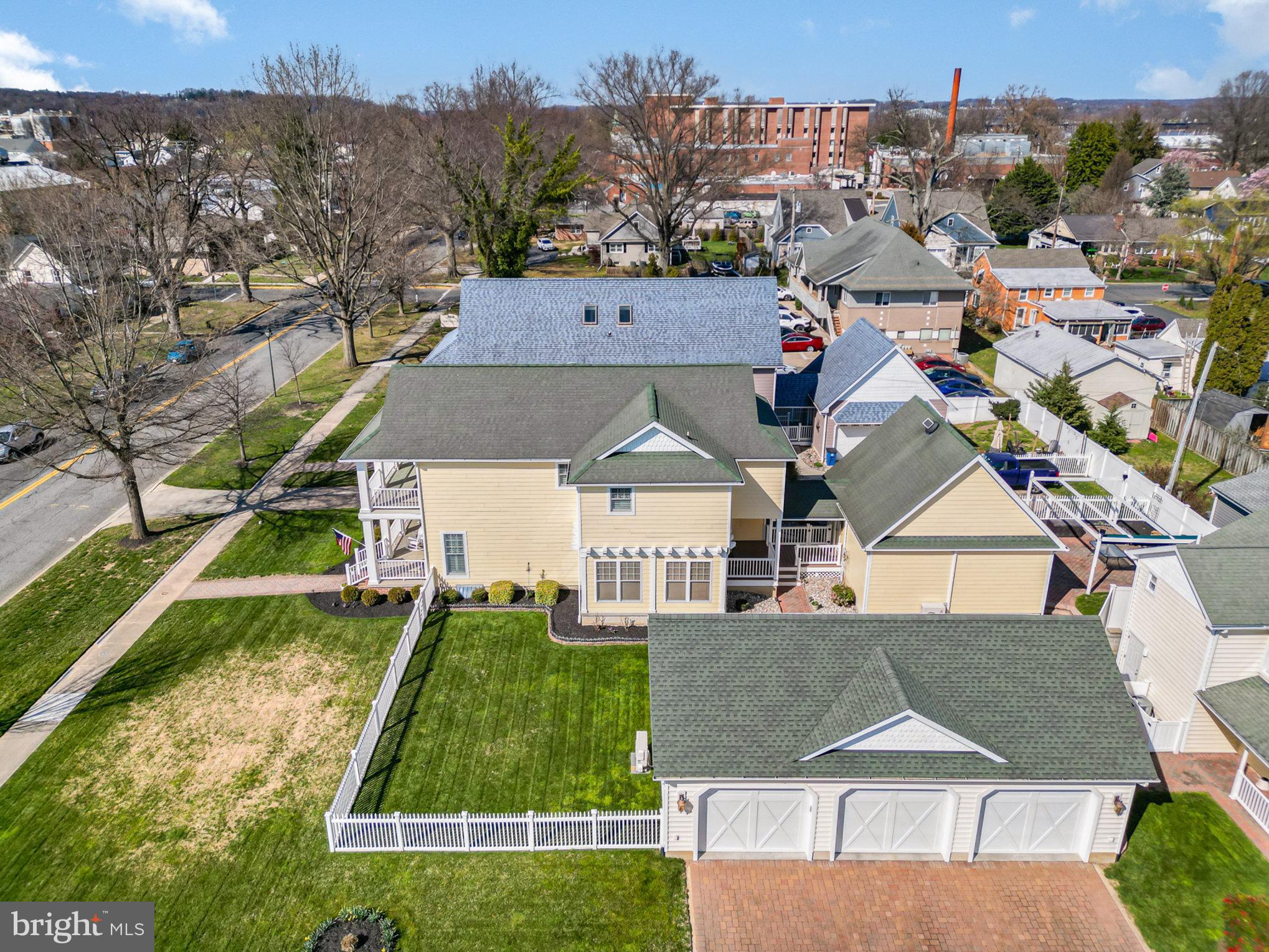 OLD TOWN - Residential