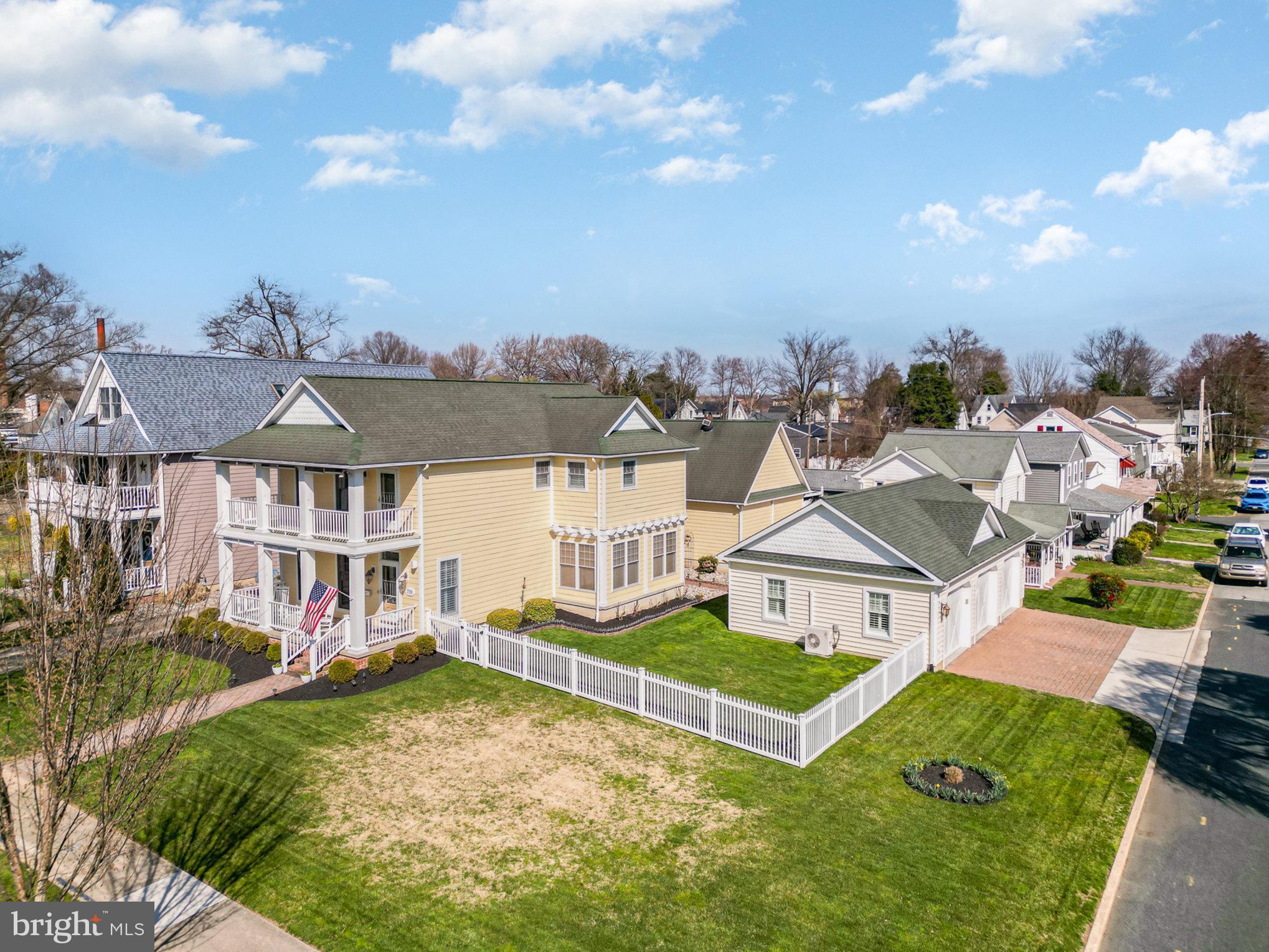 OLD TOWN - Residential