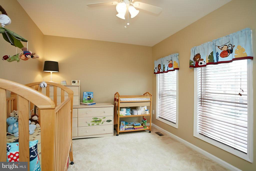 CHARING CROSS - Residential