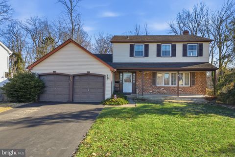 824 UPTON WAY SOMERDALE NJ 08083