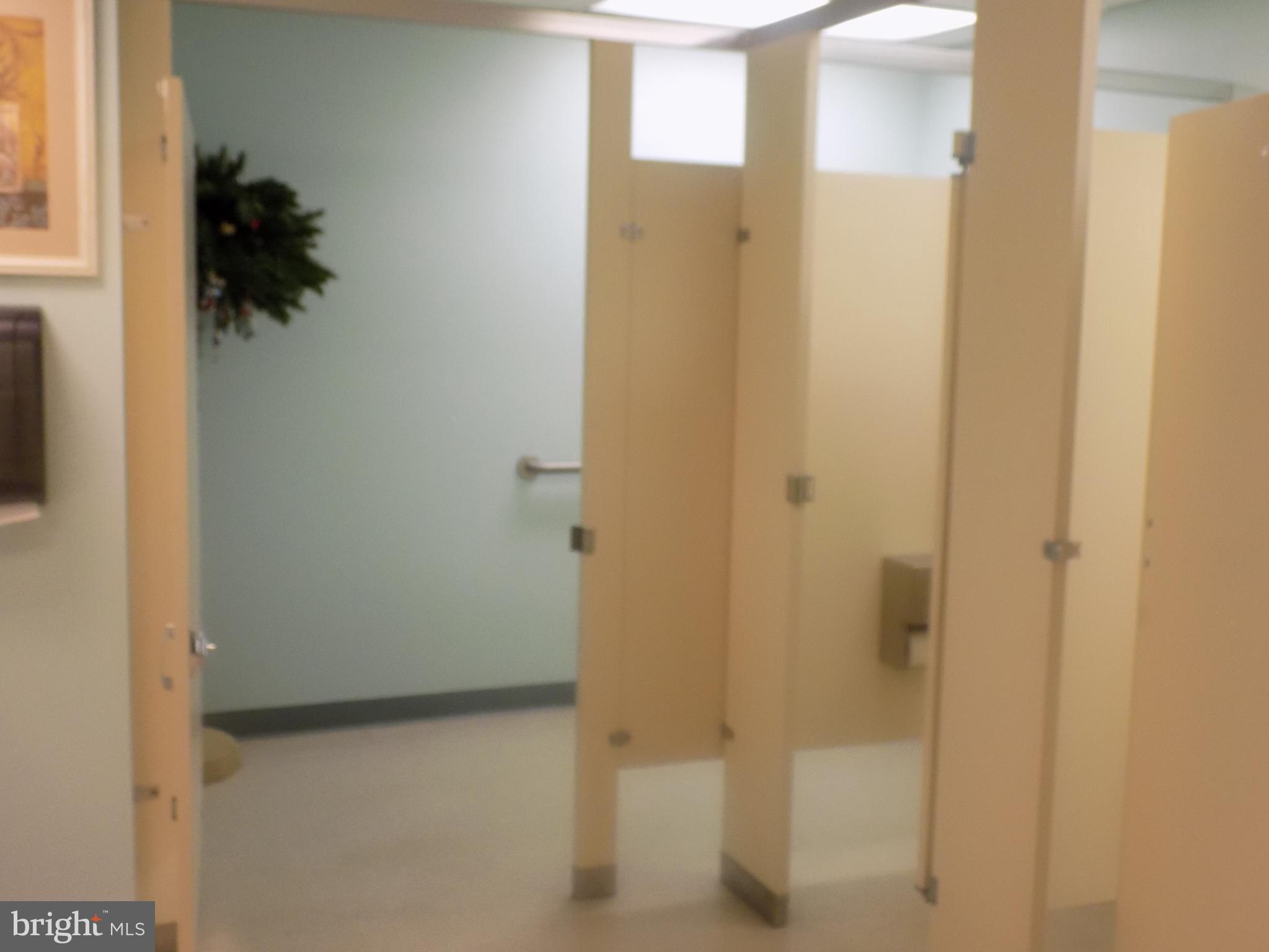 SOUTH END - Commercial Sale