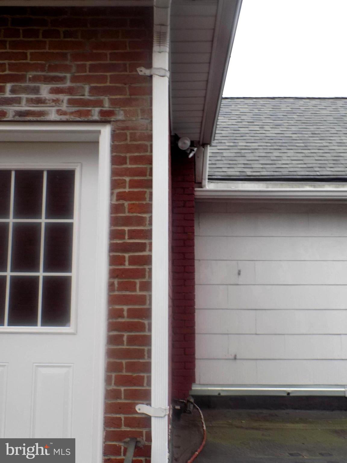 SOUTH END - Commercial Sale