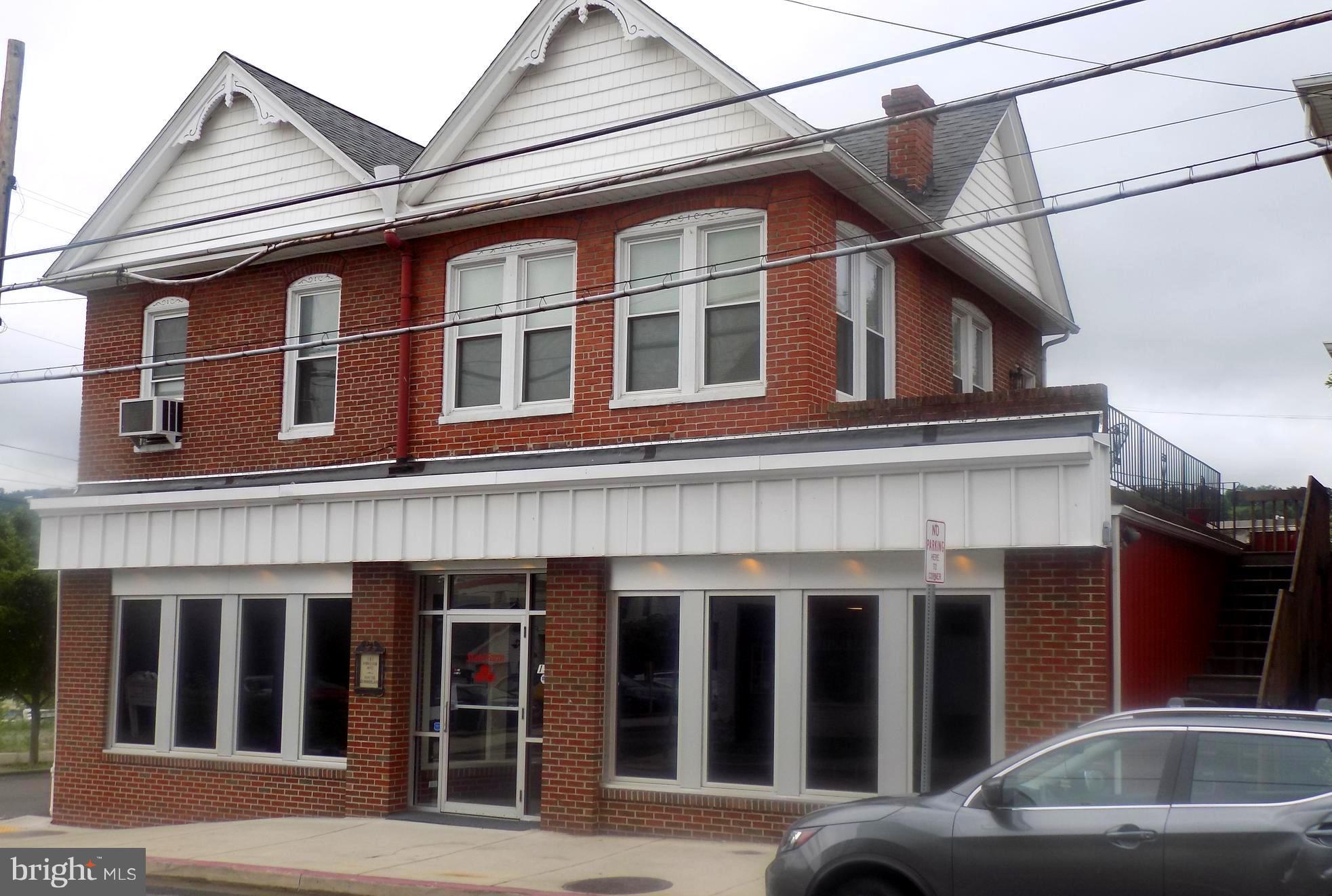 SOUTH END - Commercial Sale