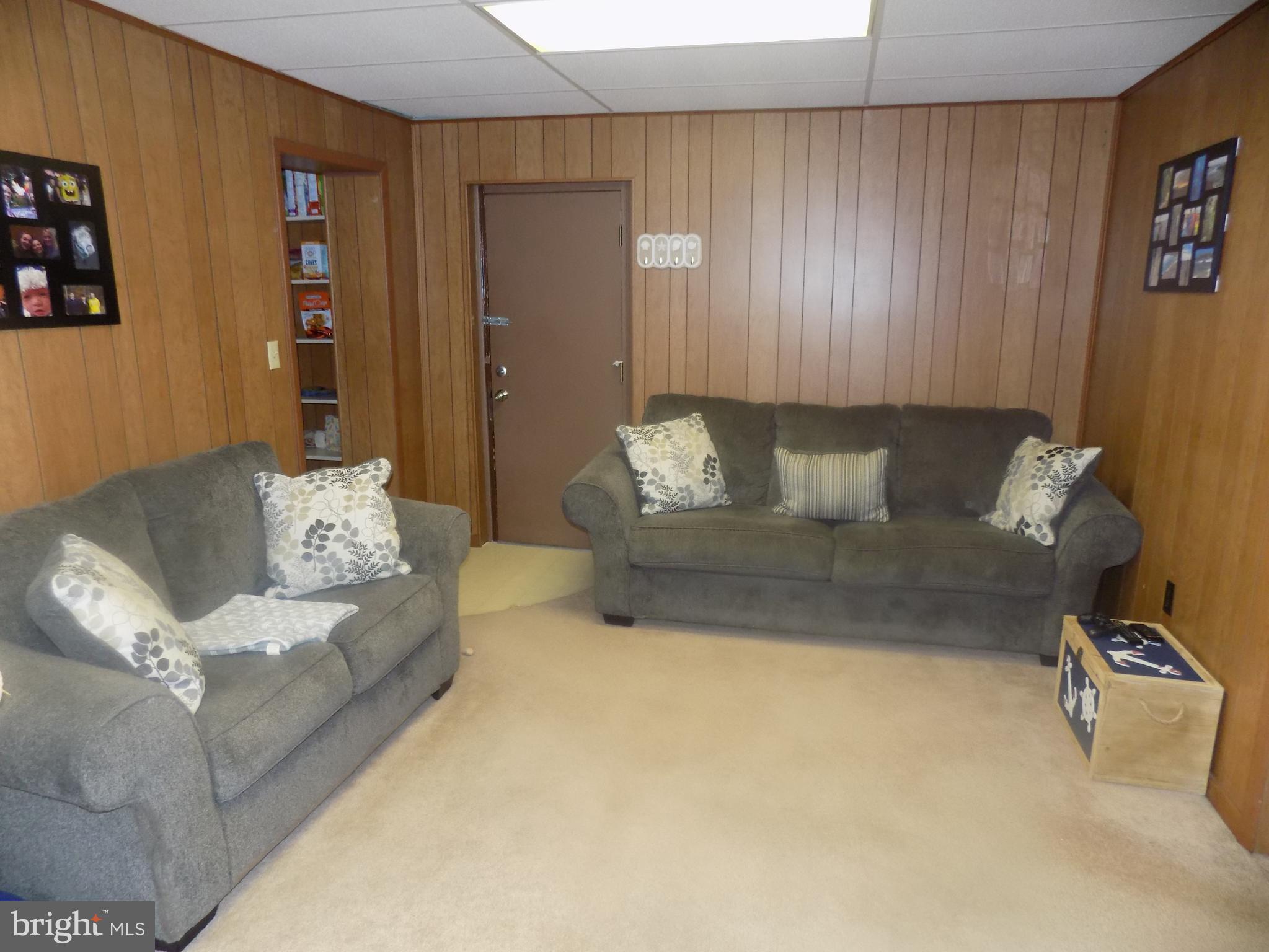 SOUTH END - Commercial Sale