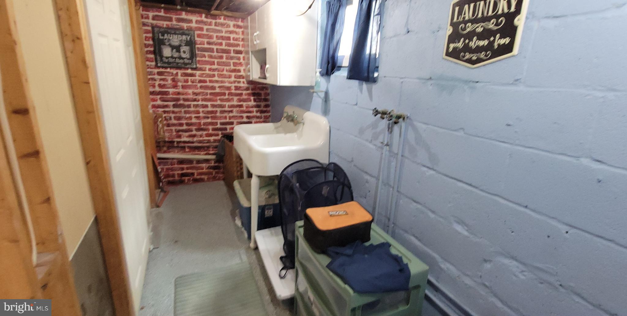 ROCKLEDGE - Residential