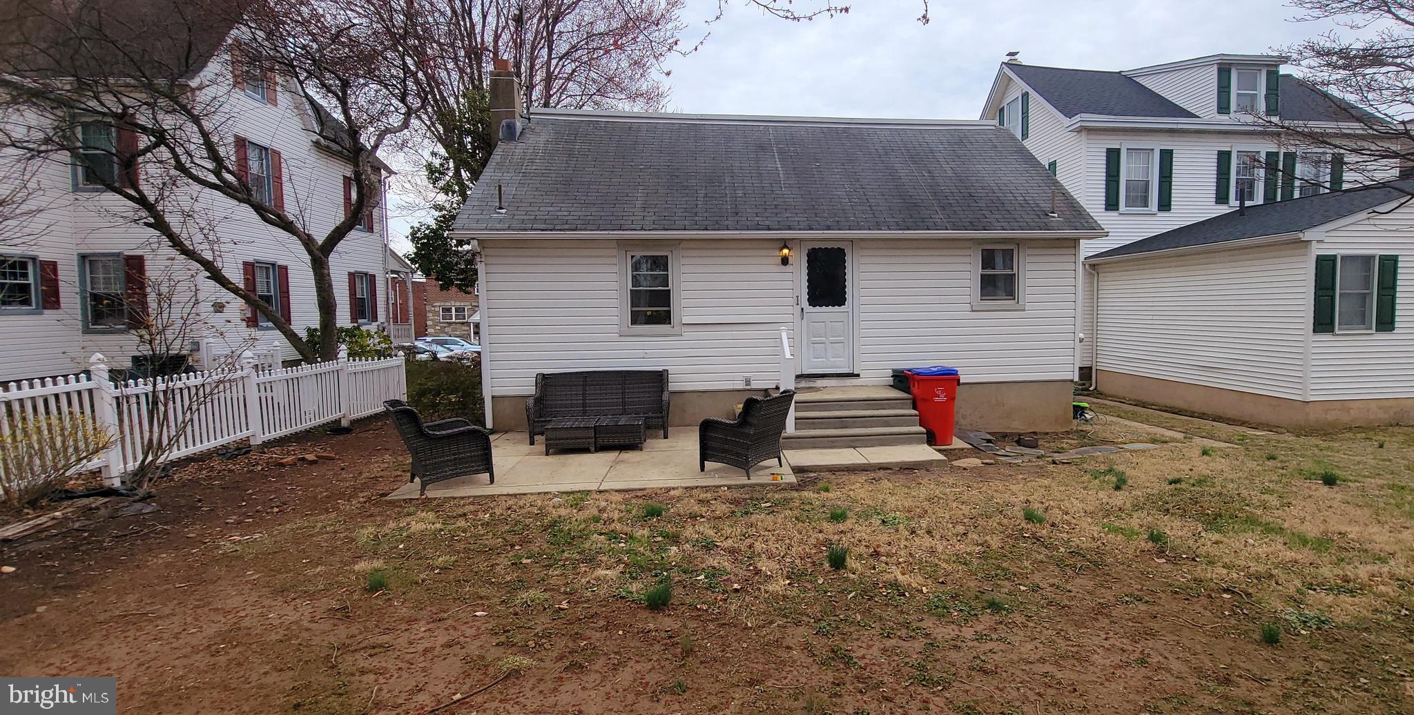 ROCKLEDGE - Residential