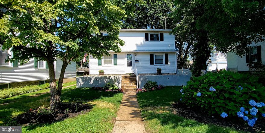 Back on the market! Adorable Rockledge 2 B/R home on a nice size lot! Set back a large front yard w/ picket fence greets you to  Livingroom and adjacent dining area w/ updated vynl plank flooring. Kitchen has ceramic tile backsplash, stainless steel, oven, exhaust fan,refrigerator and exit to park like setting yard w/ cement patio and shed. Beautifully  renovated ceramic tile bath w/shower stall completes the 1st level. 2nd level has 2 nice bedrooms. Basement is finished w/ family room, wet bar area, laundry / storage and utilityroom. This cozy home is in an excellent location in the heart of Rockledge, walking distance to the Jarrett Rockledge parks, Pennypack trail and Huntingdon Pike and it's shopping centers! Schedule your viewing today!
