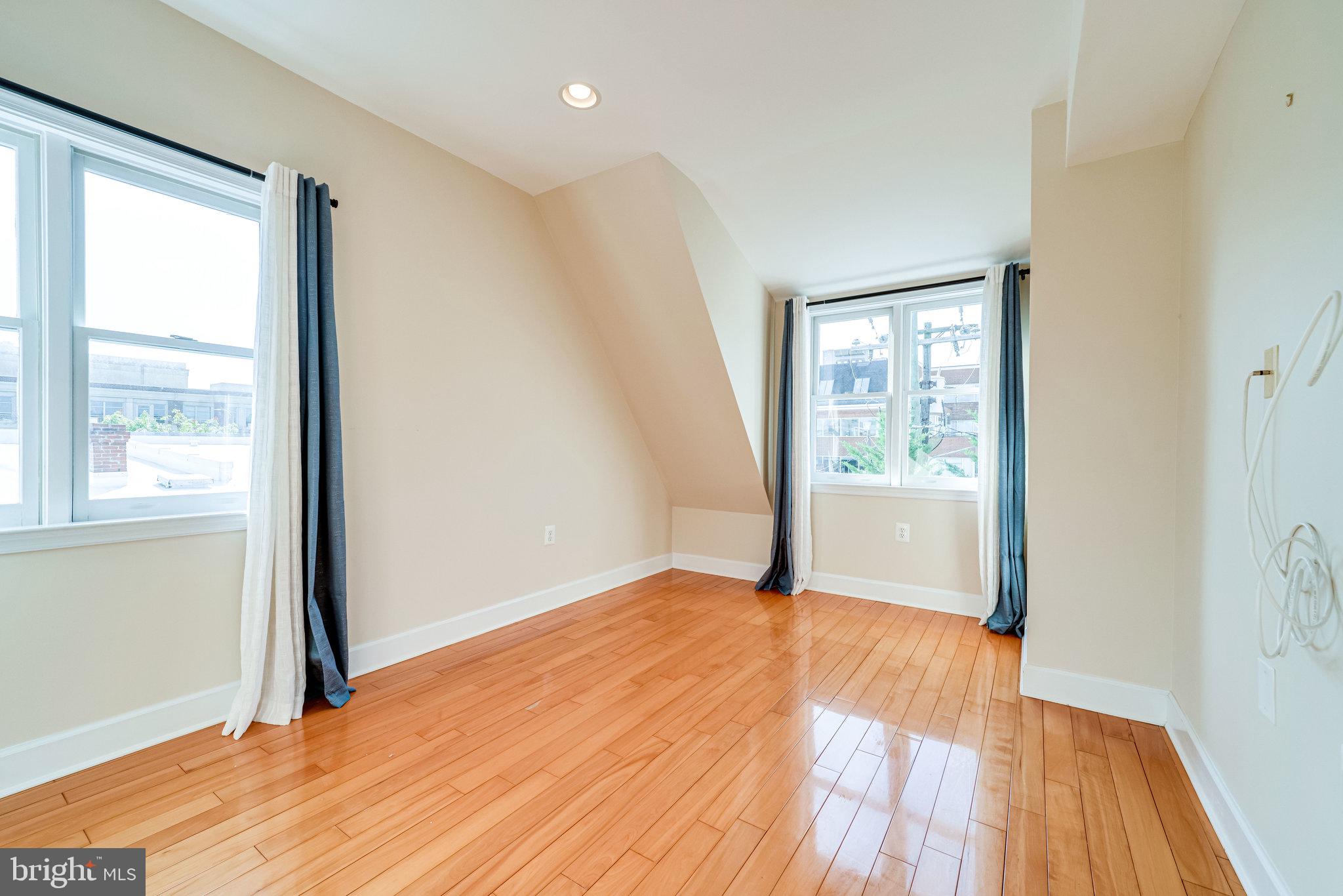 OLD TOWN - Residential