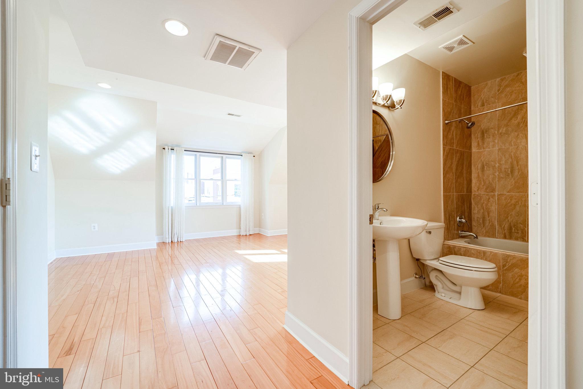 OLD TOWN - Residential