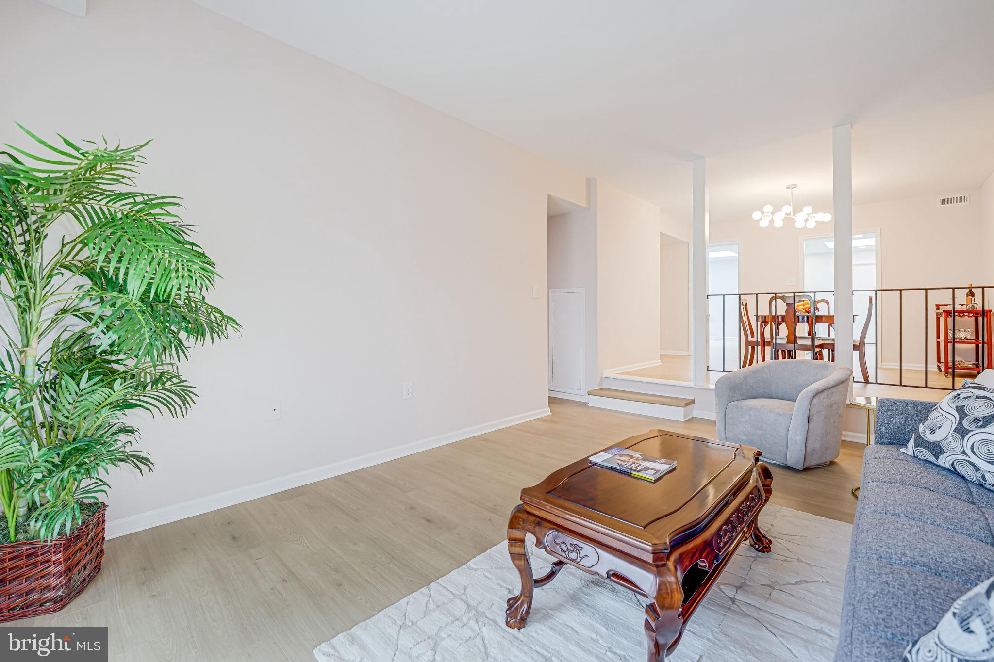 TOWNES OF MOOREFIELD - Residential