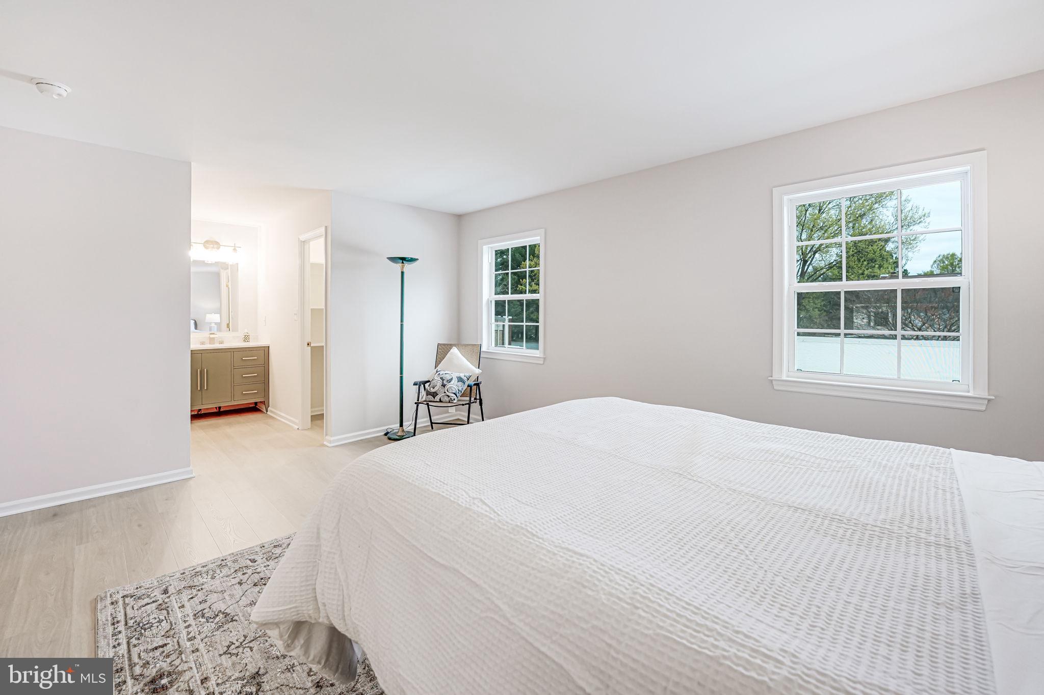 TOWNES OF MOOREFIELD - Residential