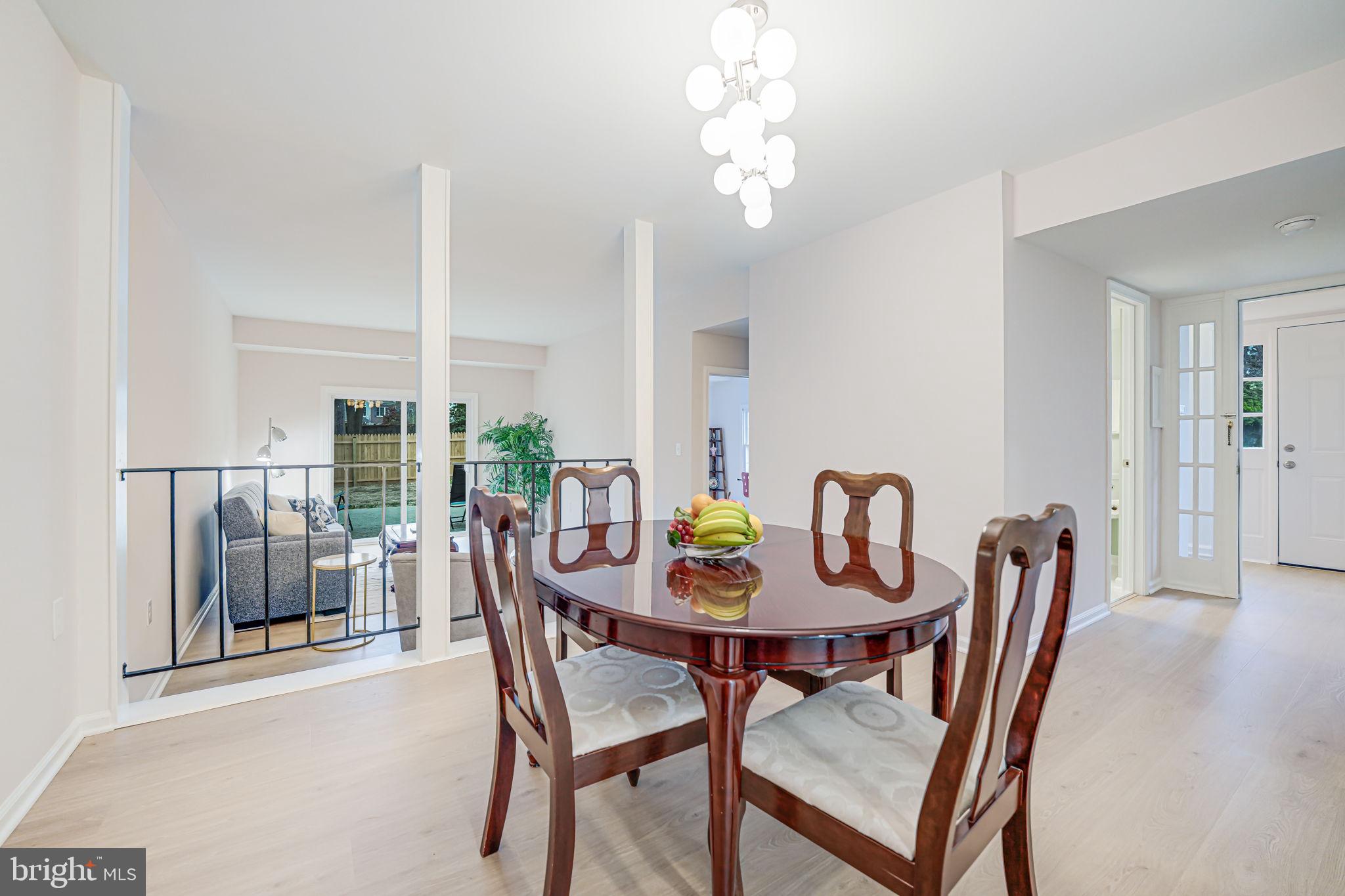 TOWNES OF MOOREFIELD - Residential