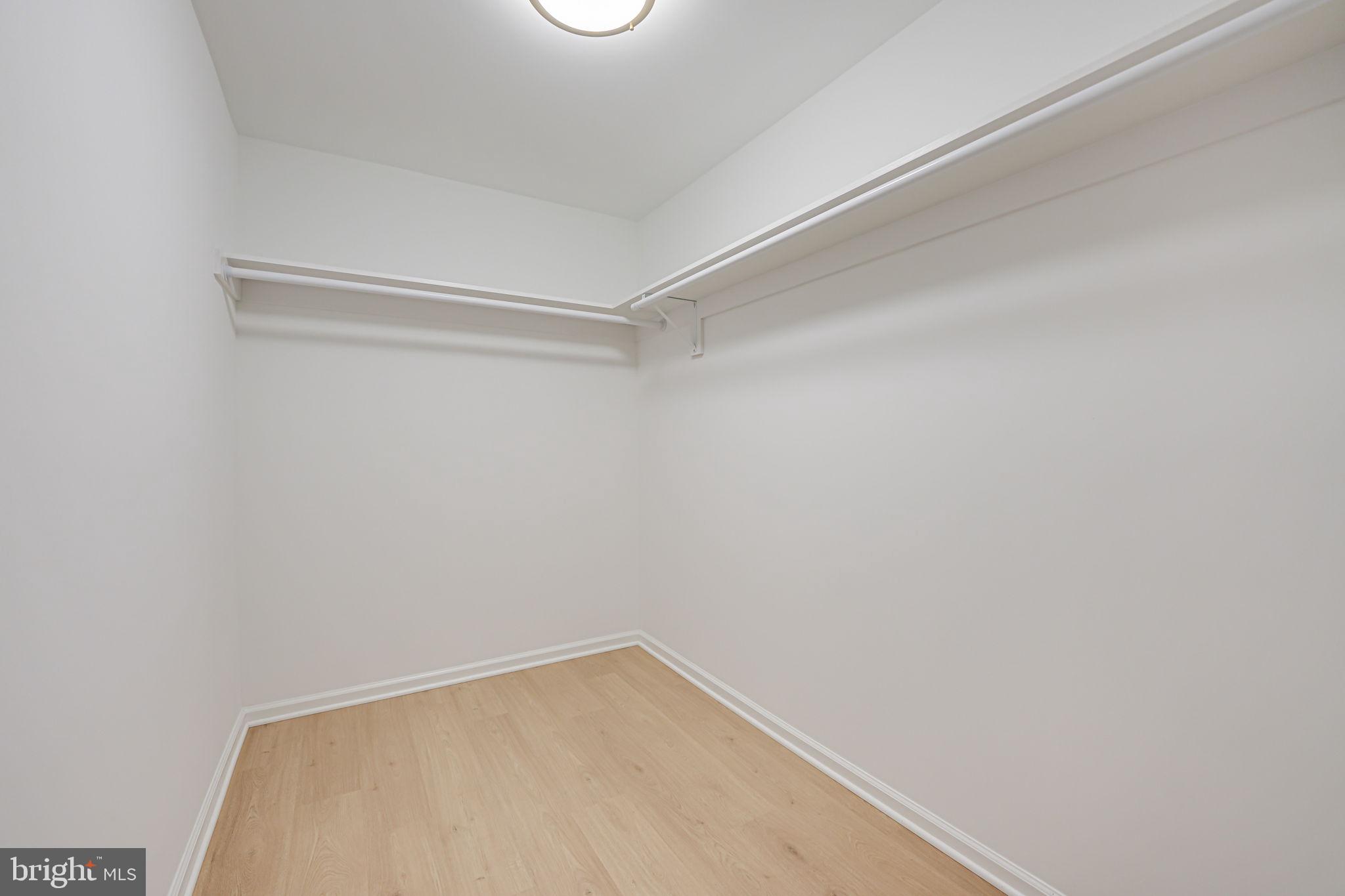 TOWNES OF MOOREFIELD - Residential