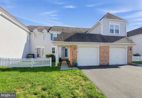 Townhouse For Sale - 313 Welsh Cir<br/> Chester County, CHESTER SPRINGS, PA 19425
