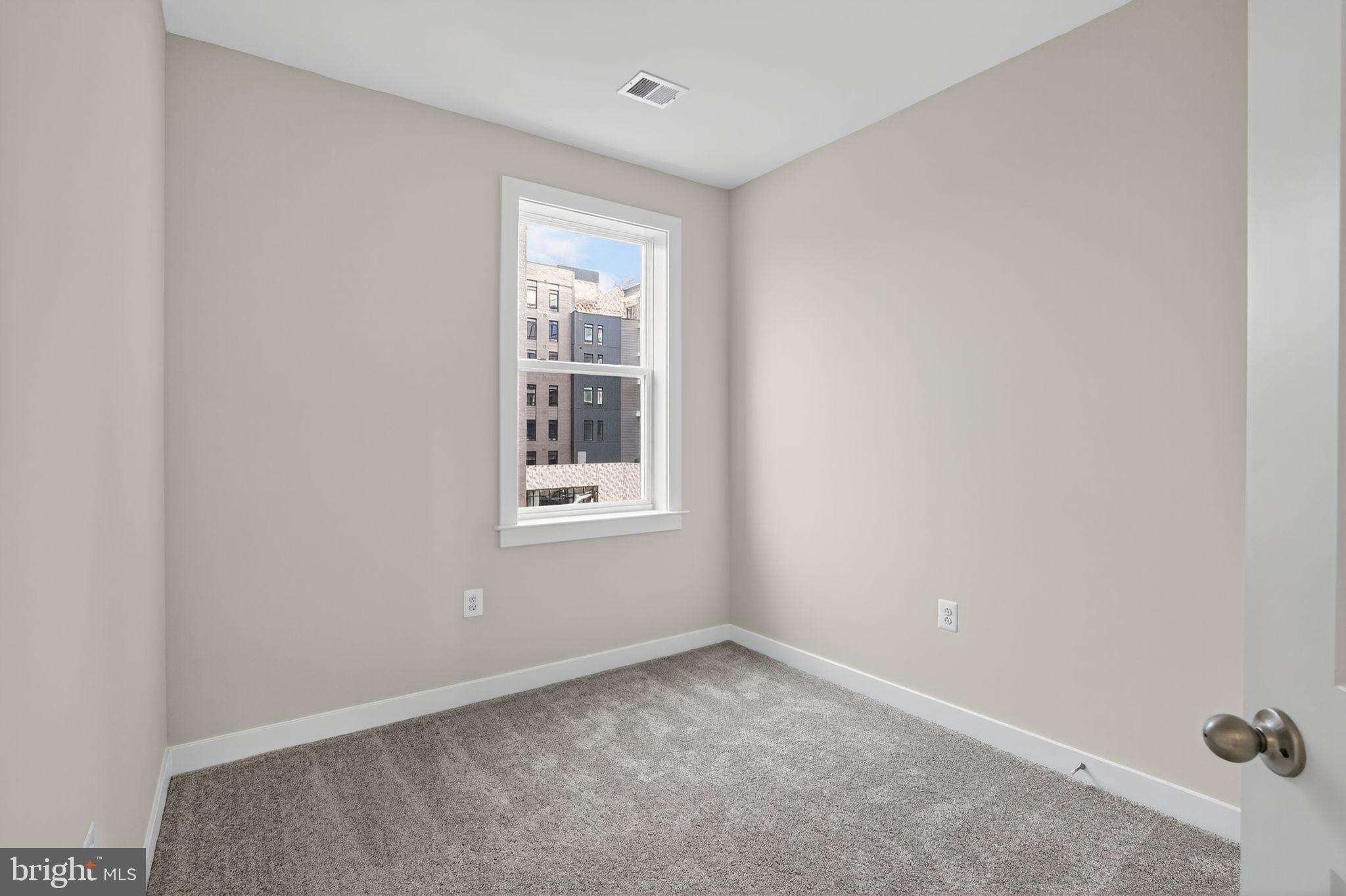 NORTHFAX WEST - Residential Lease