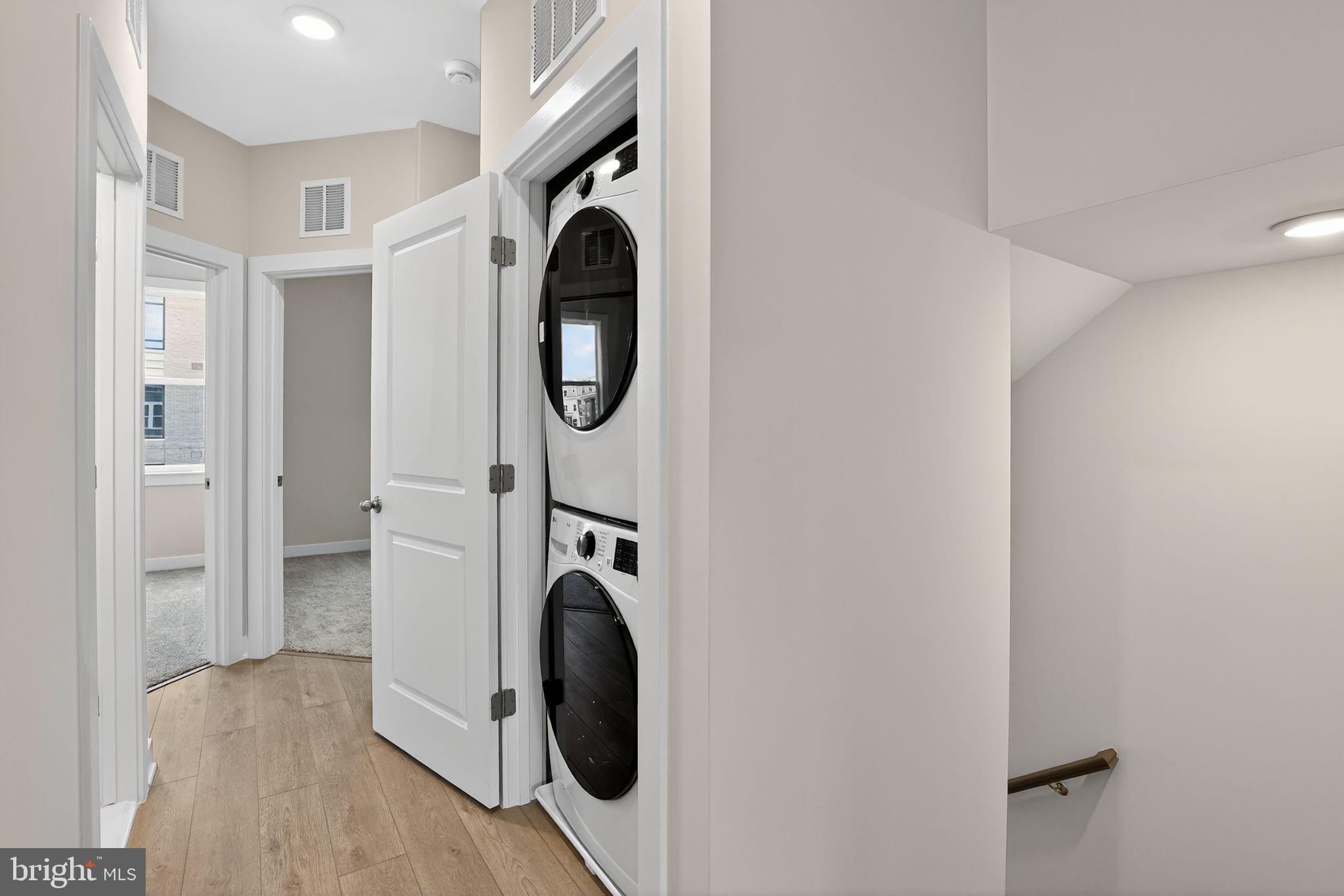 NORTHFAX WEST - Residential Lease