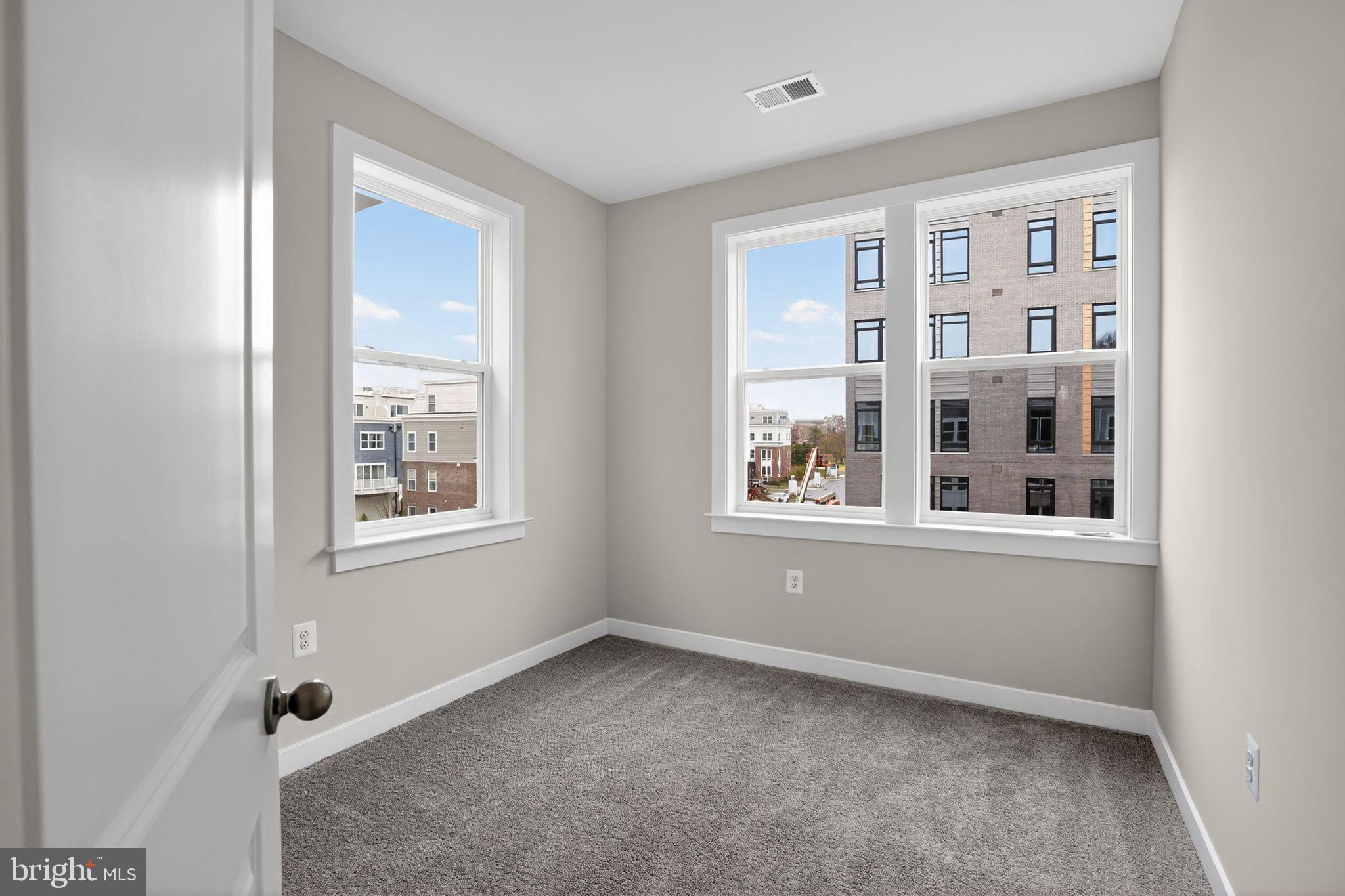 NORTHFAX WEST - Residential Lease