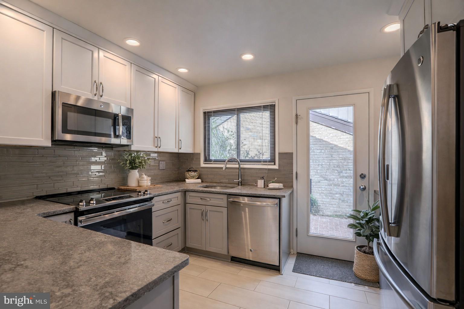 DRUMALDRY - Residential