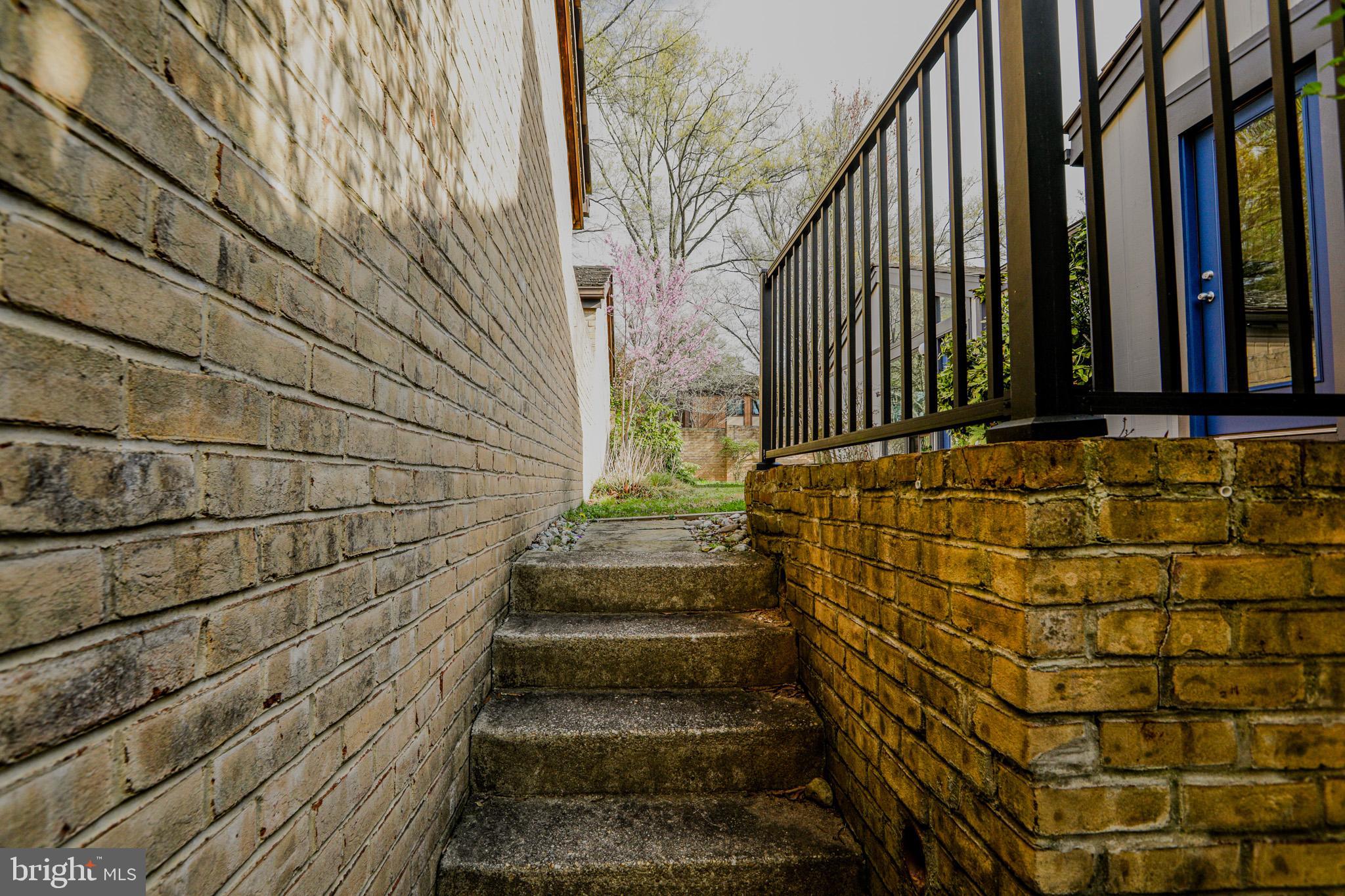 DRUMALDRY - Residential