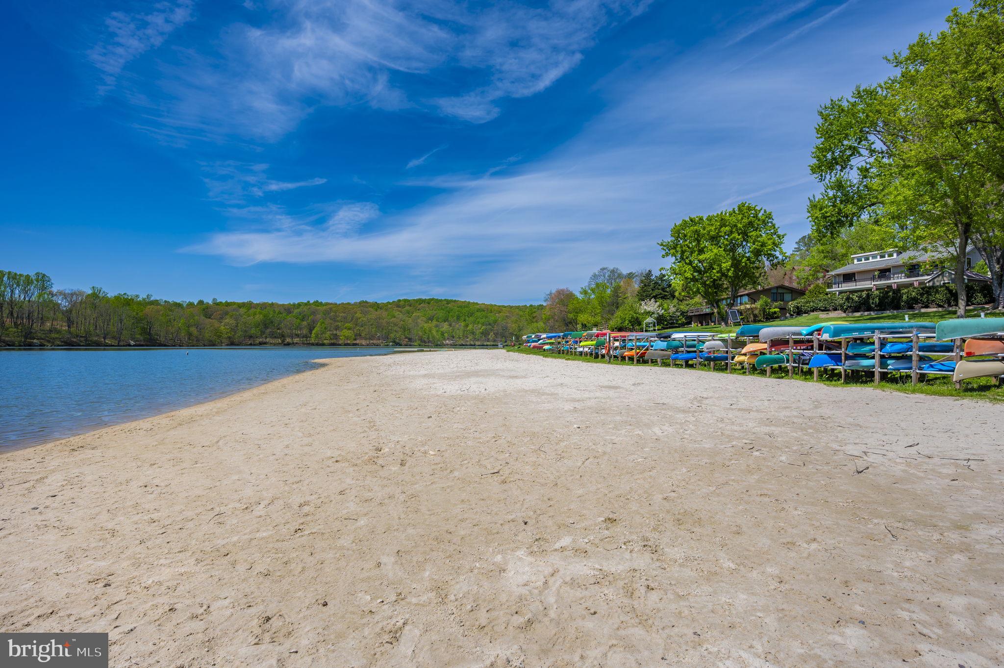 LAKE LINGANORE - Residential