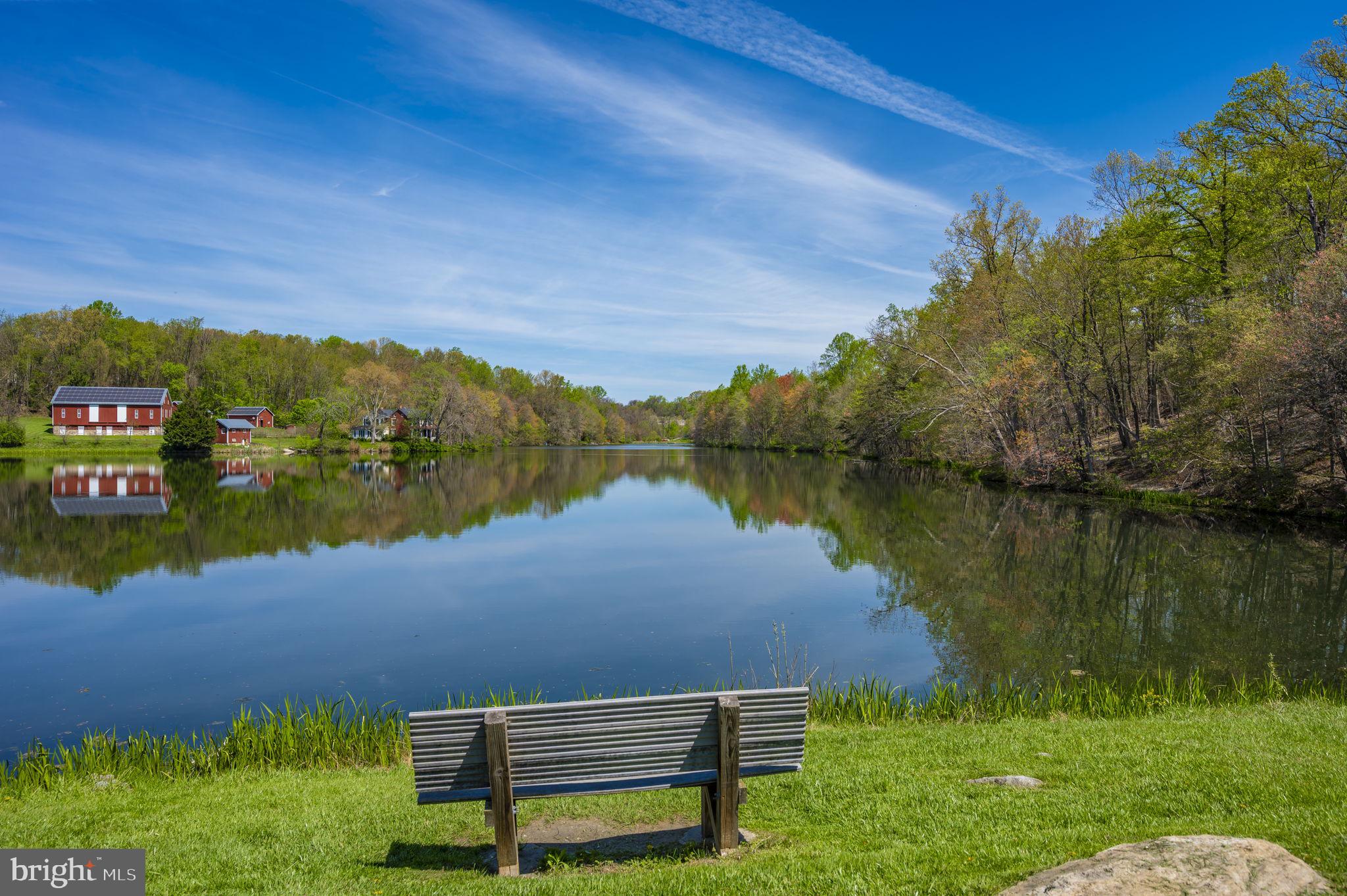 LAKE LINGANORE - Residential