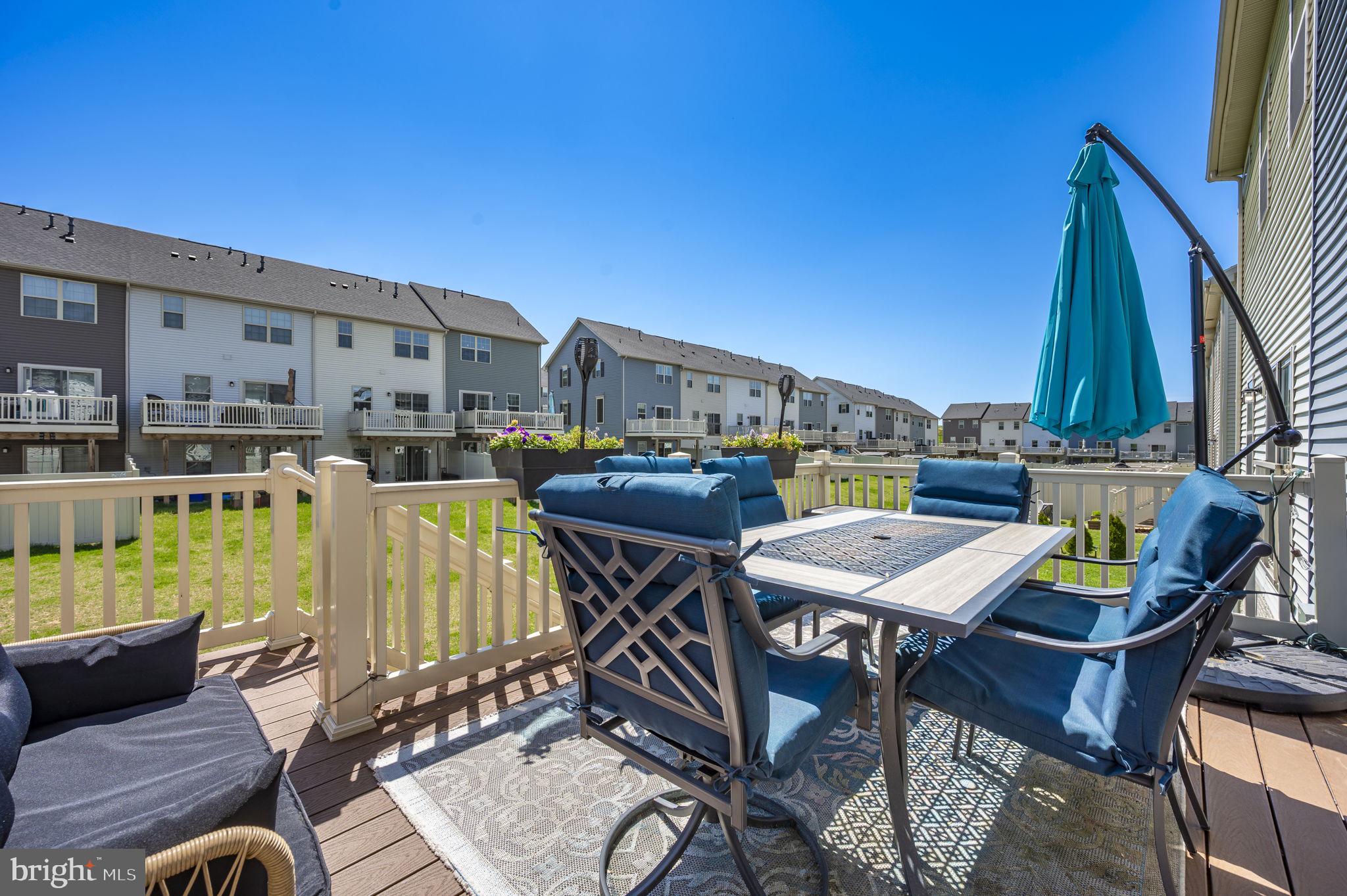 LAKE LINGANORE - Residential