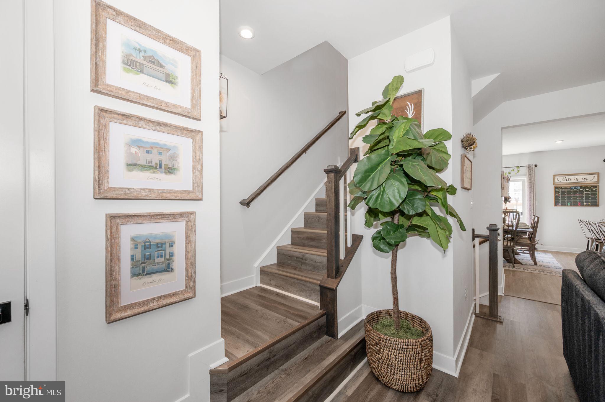 LAKE LINGANORE - Residential