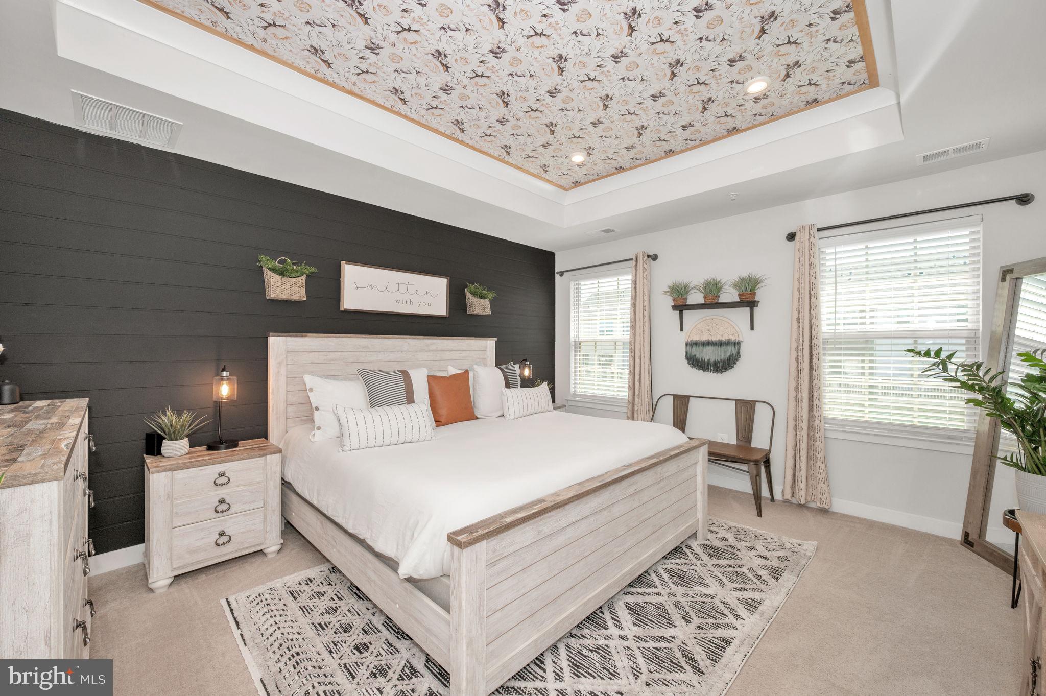 LAKE LINGANORE - Residential