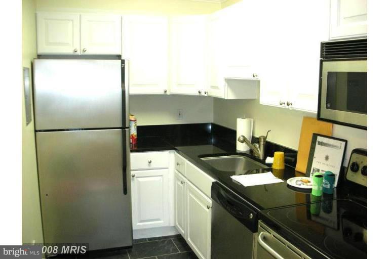 BEARINGS SOUTH - Residential Lease