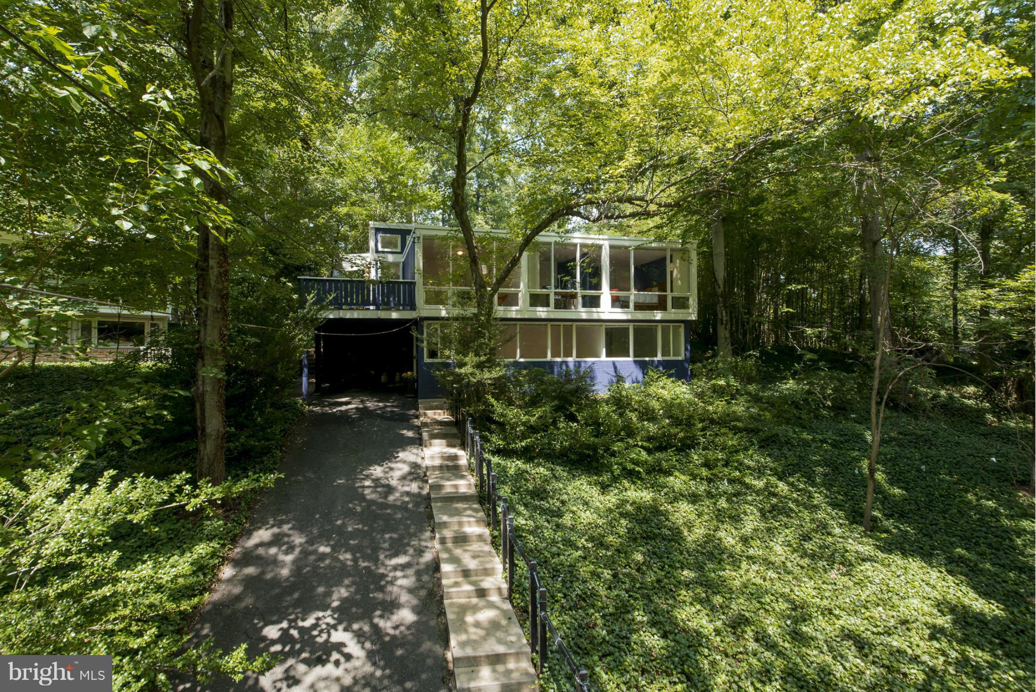 HOLLIN HILLS - Residential