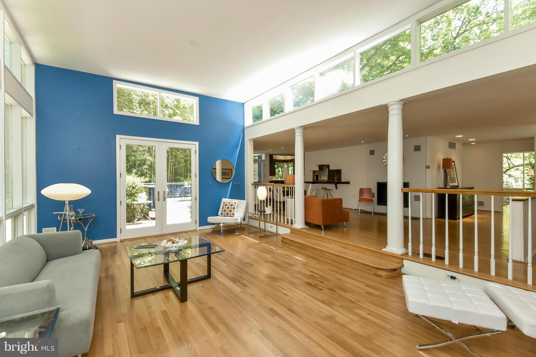 HOLLIN HILLS - Residential