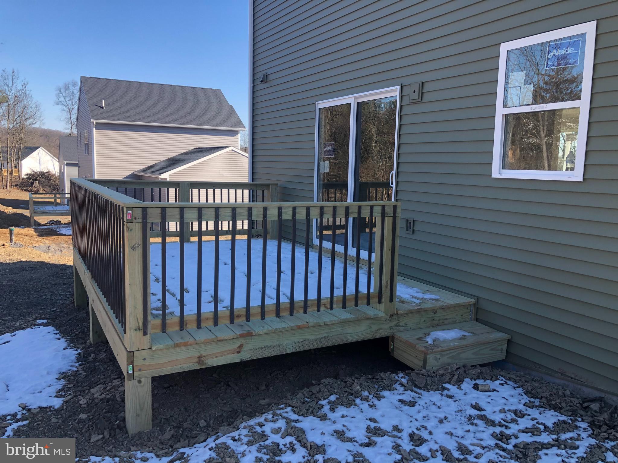 RANDOM OAKS PHASE II - Residential