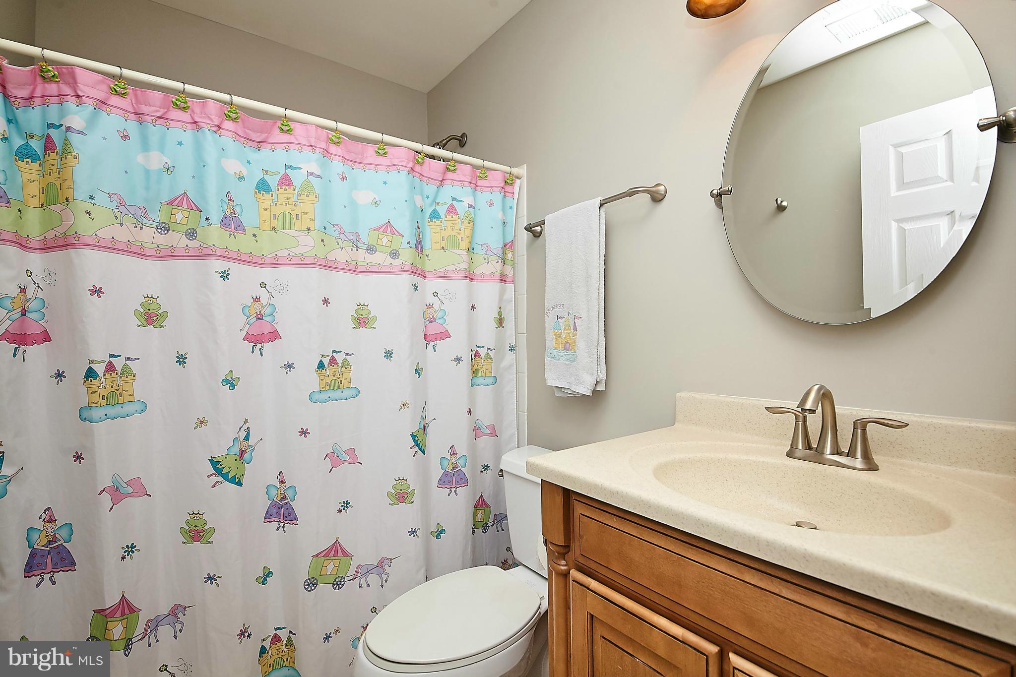 COMPTON VILLAGE - Residential