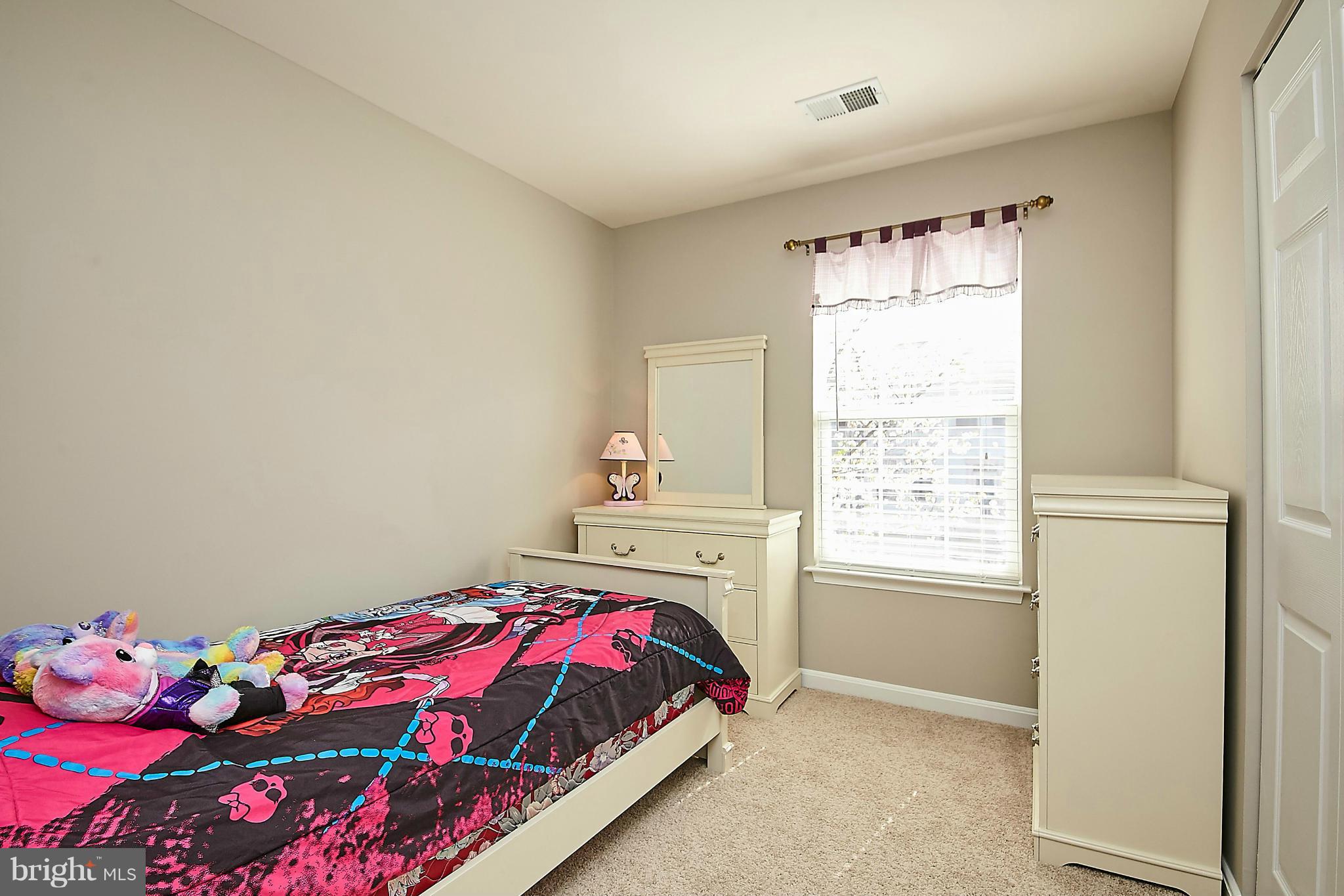 COMPTON VILLAGE - Residential