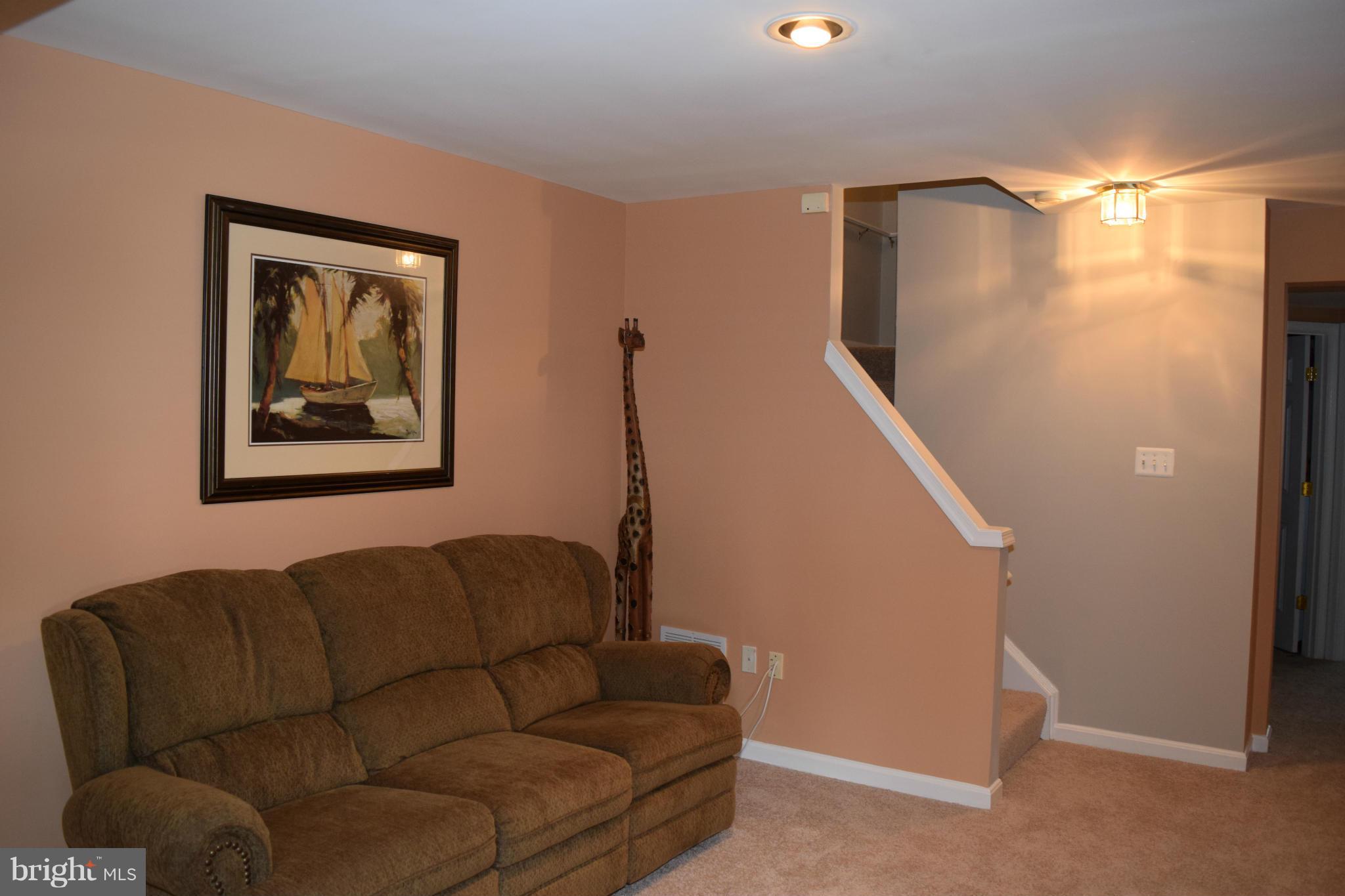 COMPTON VILLAGE - Residential