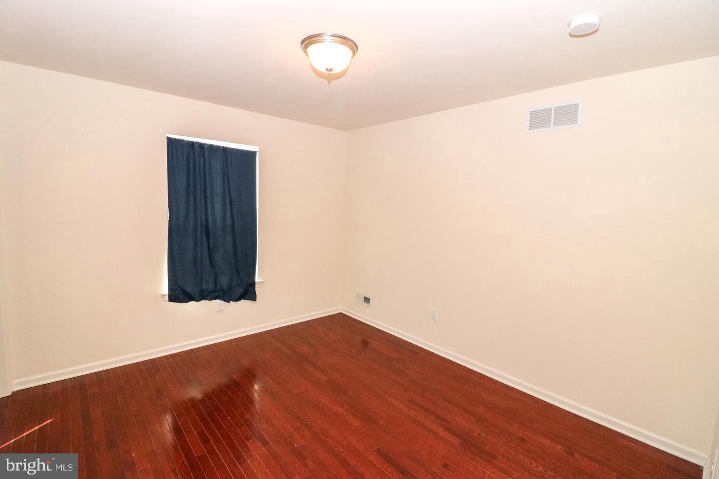 CARRIAGE HILL - Residential Lease