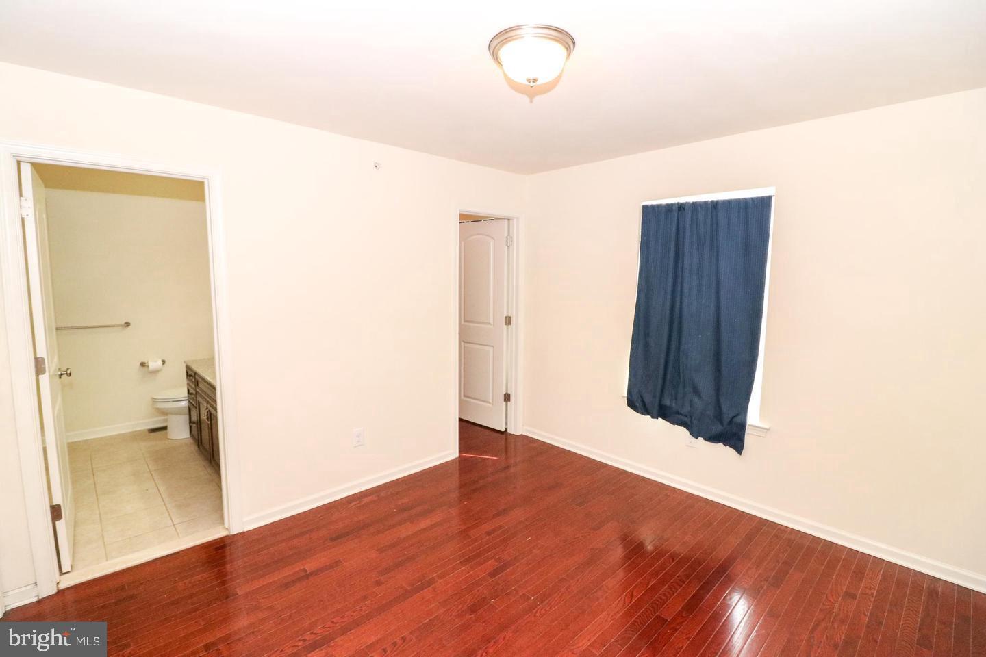 CARRIAGE HILL - Residential Lease