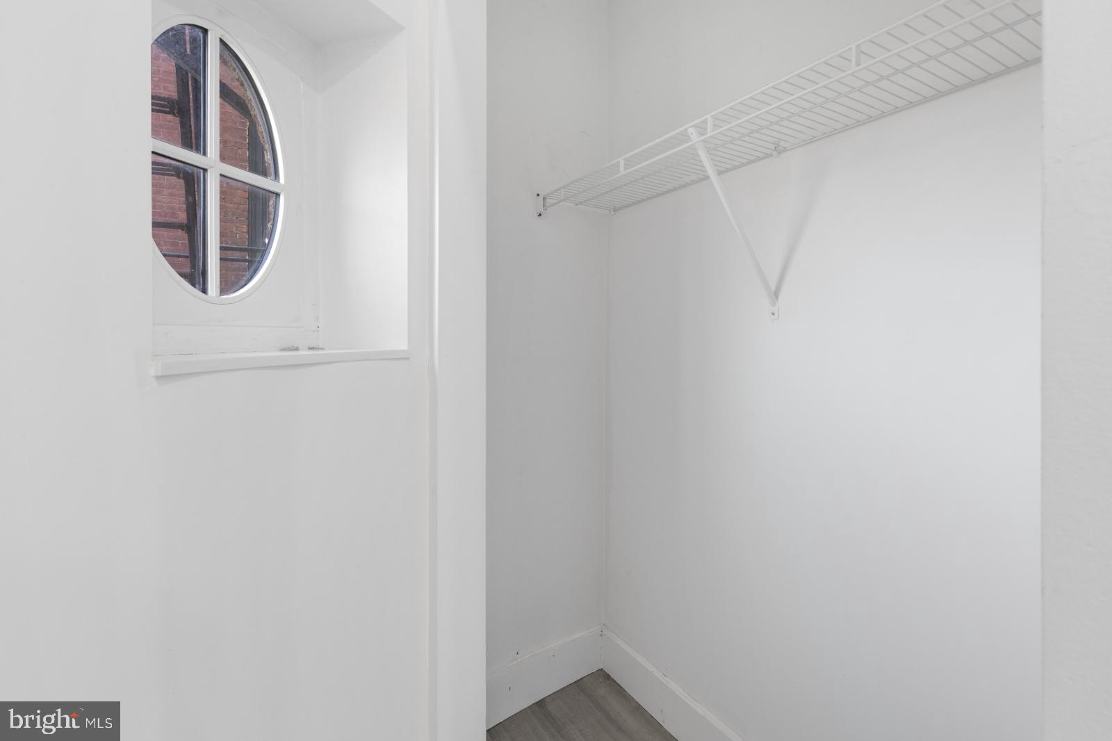 QUEEN VILLAGE - Residential Lease