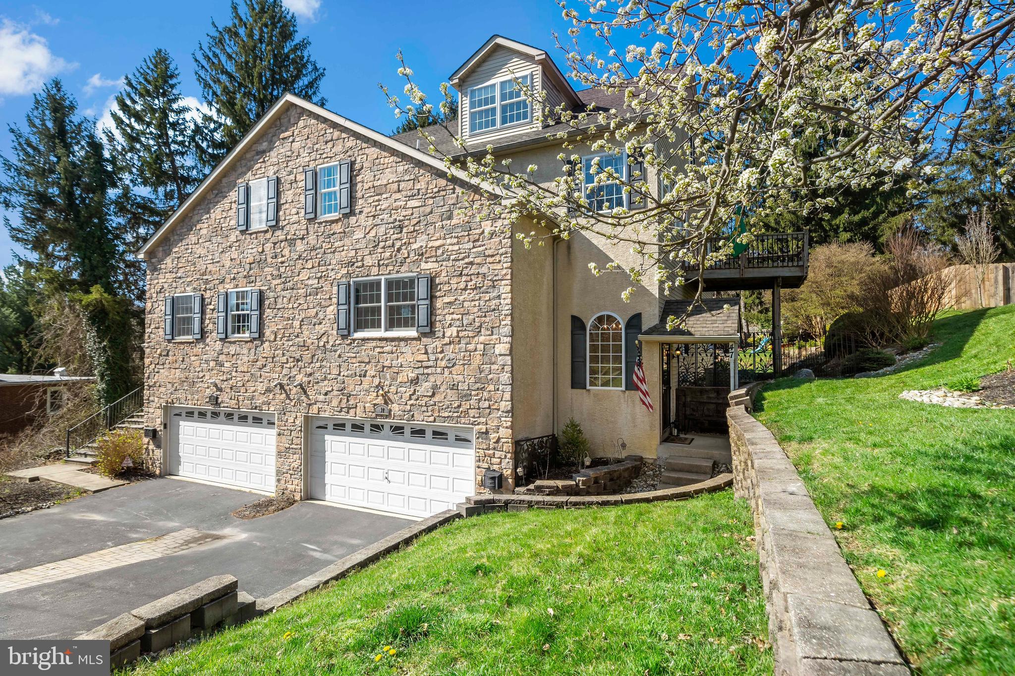 CONSHOHOCKEN - Residential