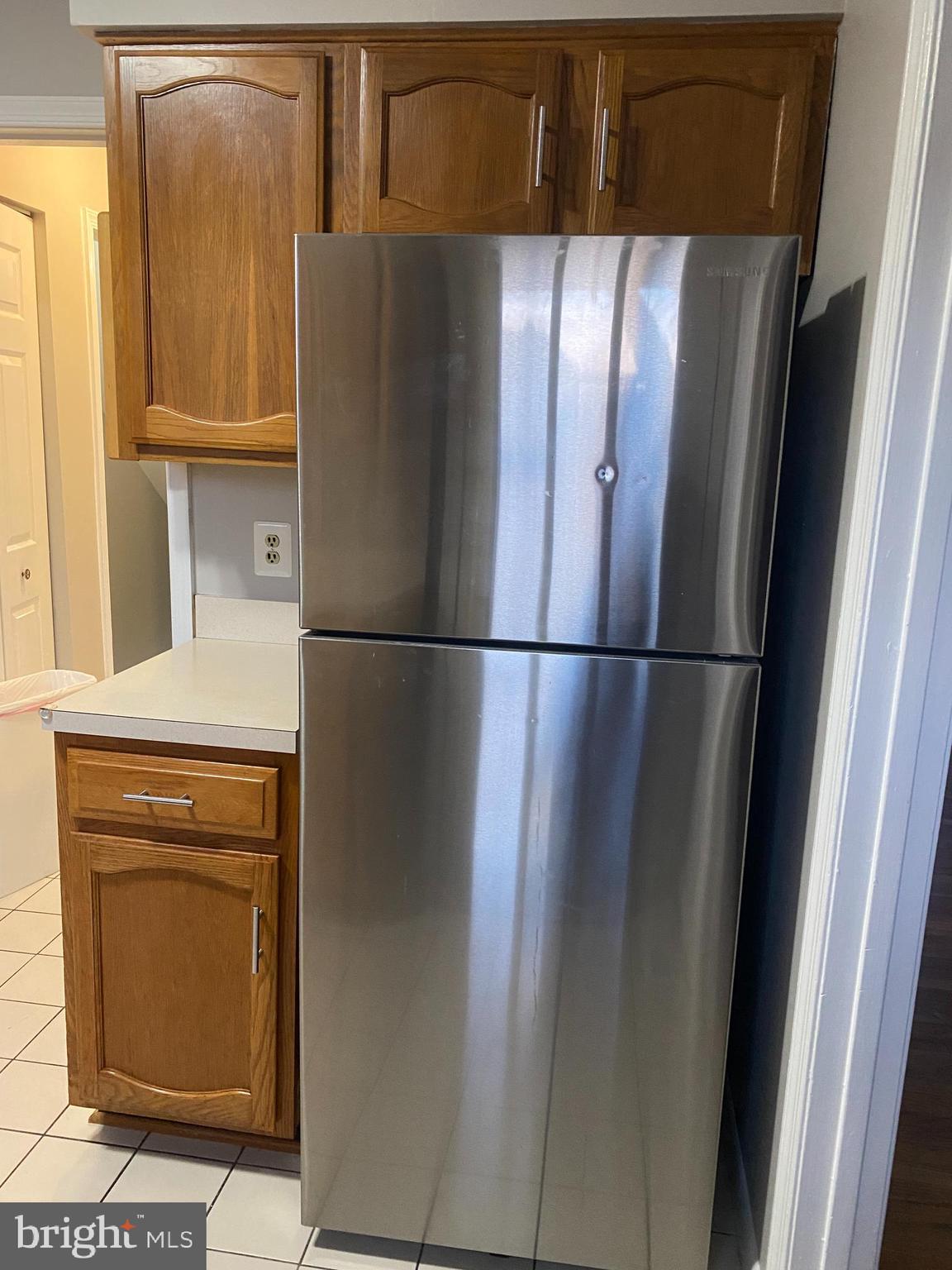 STRATHMEADE SQUARE - Residential Lease