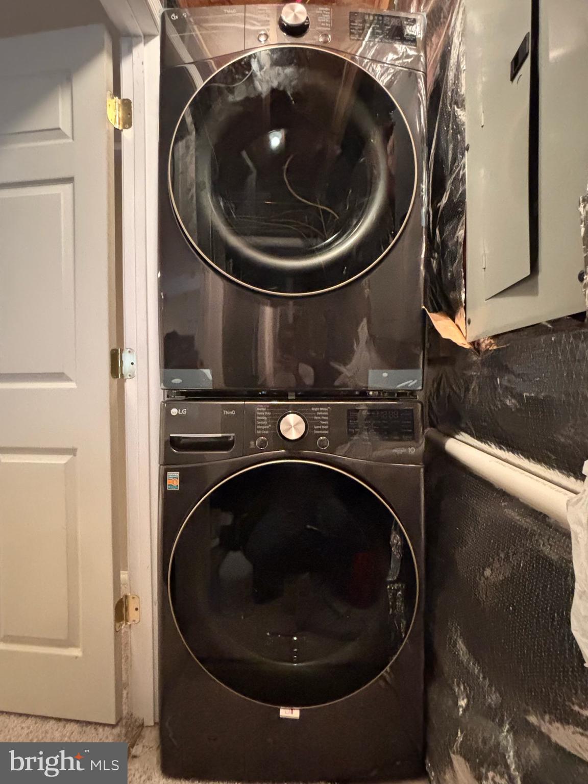 CARDINAL CROSSING - Residential Lease