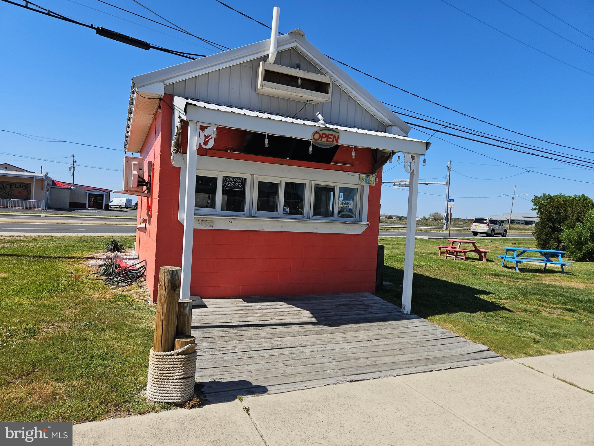 514 W MAIN STREET