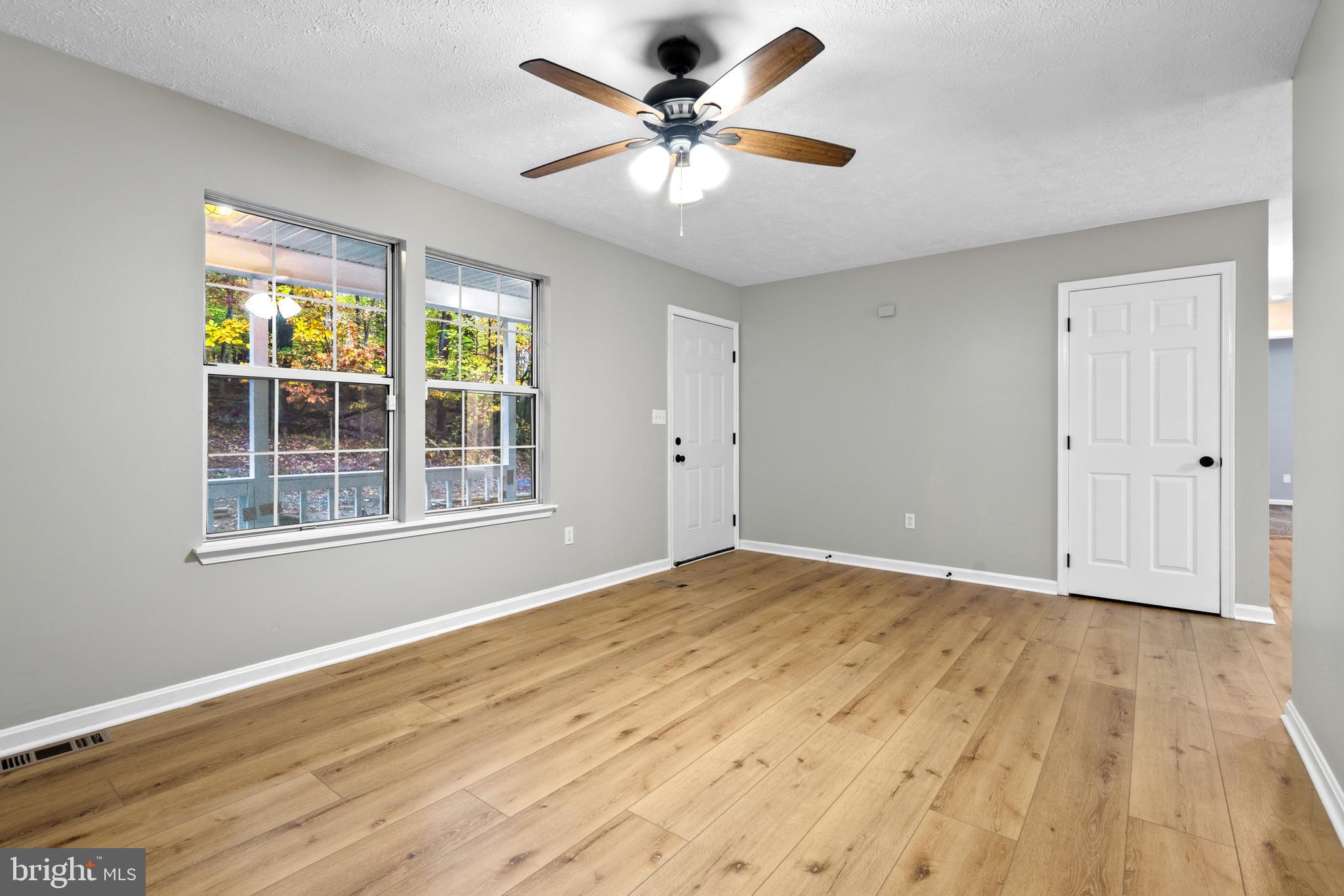 SHANNONDALE - Residential