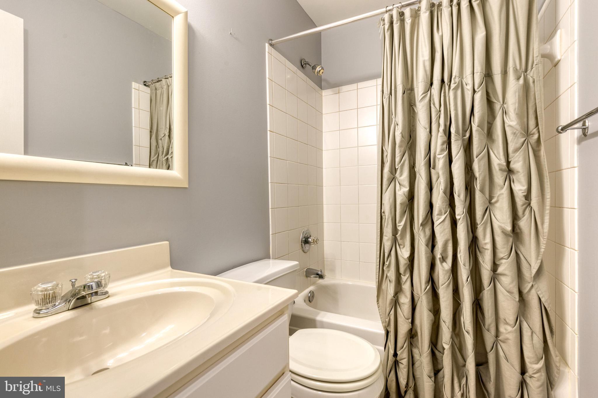 BROOKSIDE - Residential