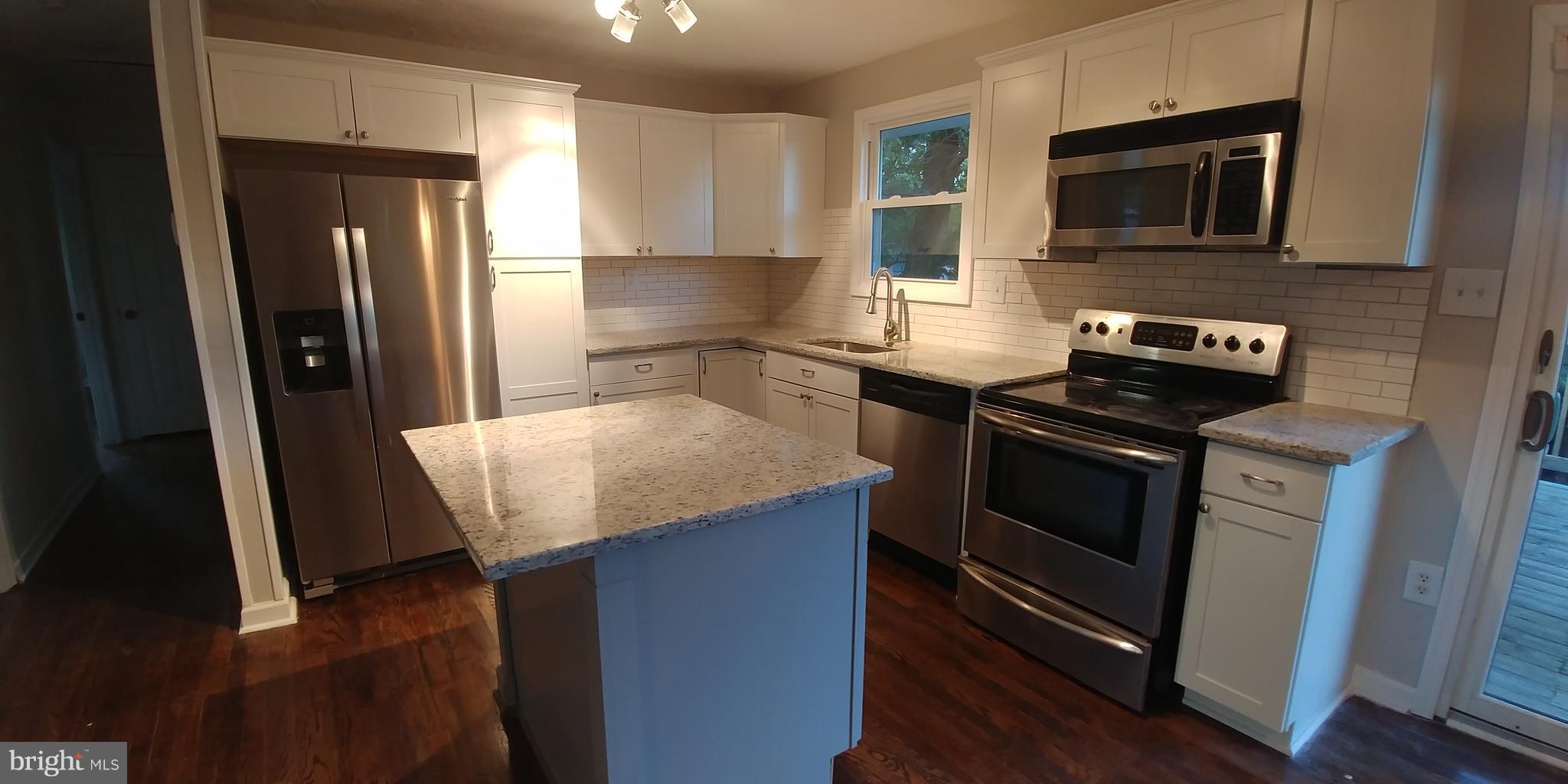 NORTH INDIAN HEAD ESTATES - Residential