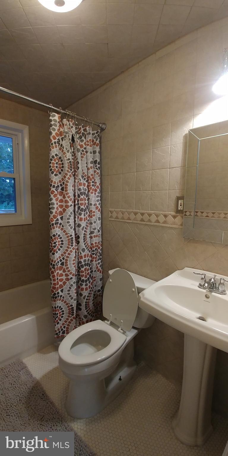 NORTH INDIAN HEAD ESTATES - Residential