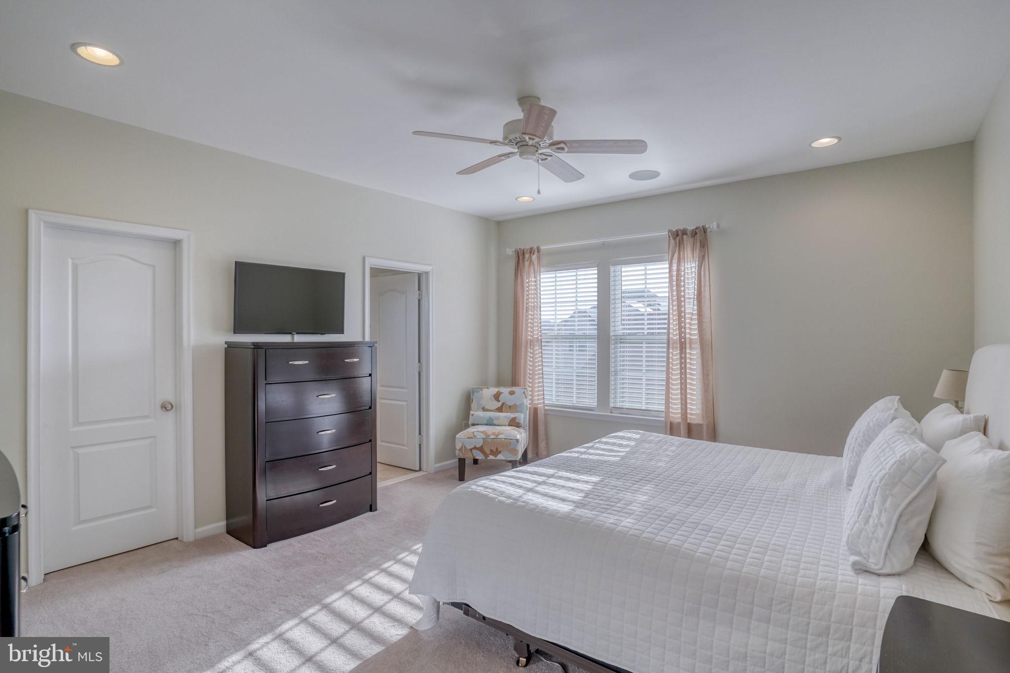 VILLAGE OF BAYBERRY - Residential