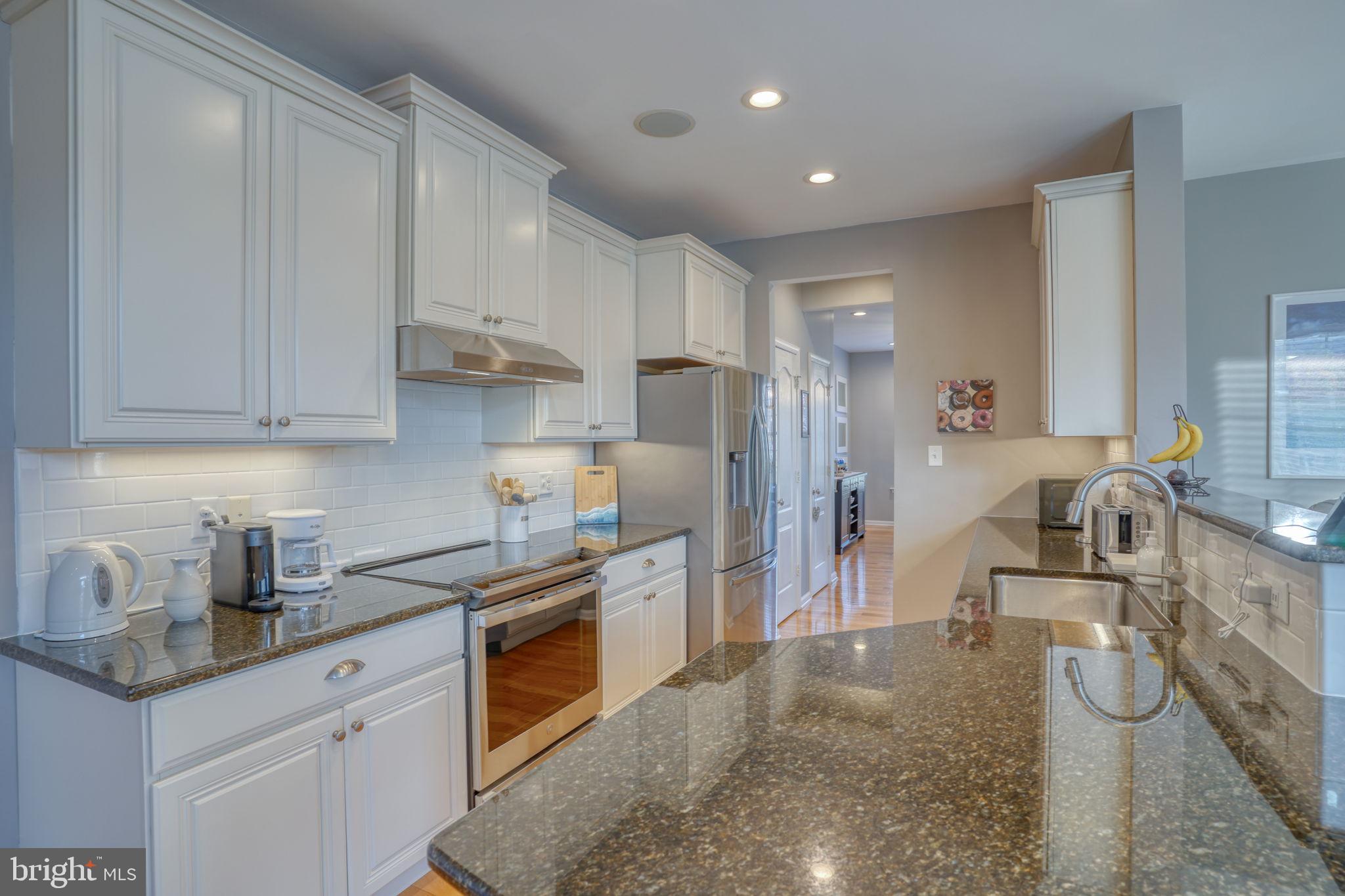 VILLAGE OF BAYBERRY - Residential