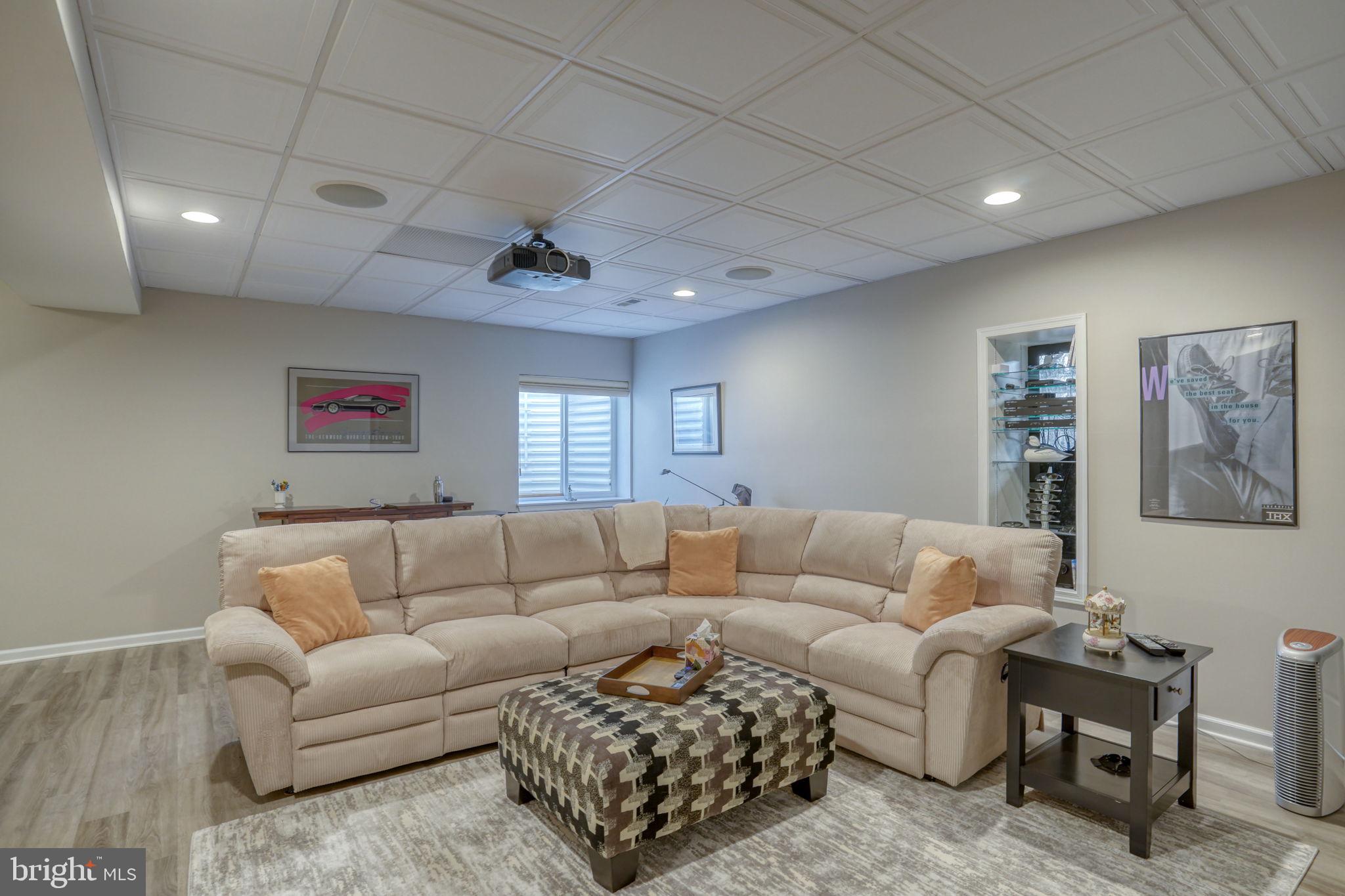 VILLAGE OF BAYBERRY - Residential