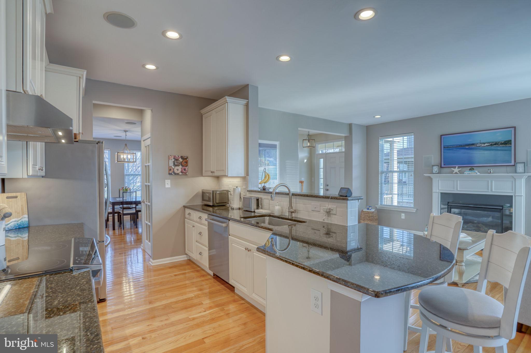 VILLAGE OF BAYBERRY - Residential